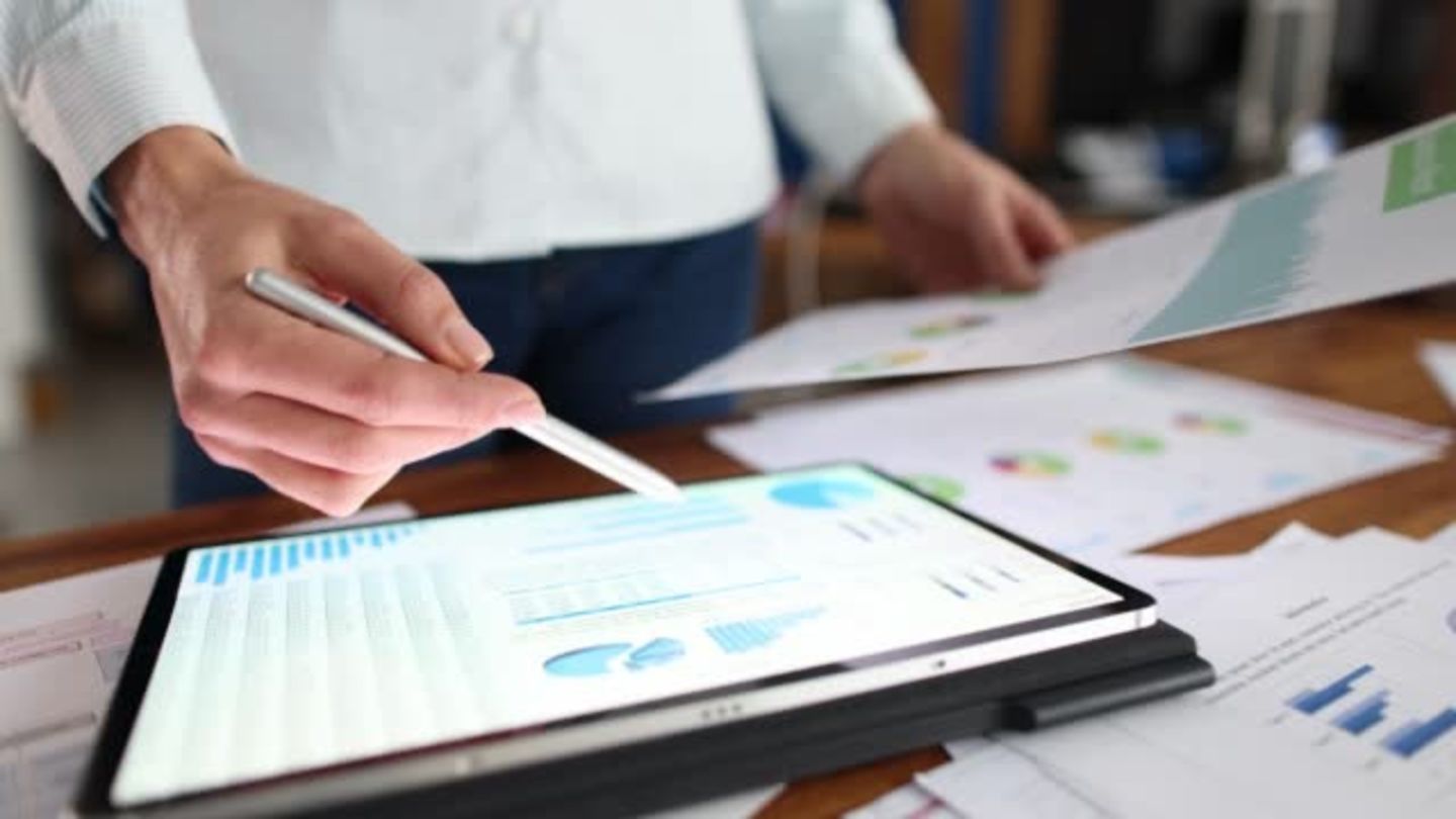 HiDubai-business-axendo-management-consultancy-b2b-services-management-consultants-al-barsha-1-dubai