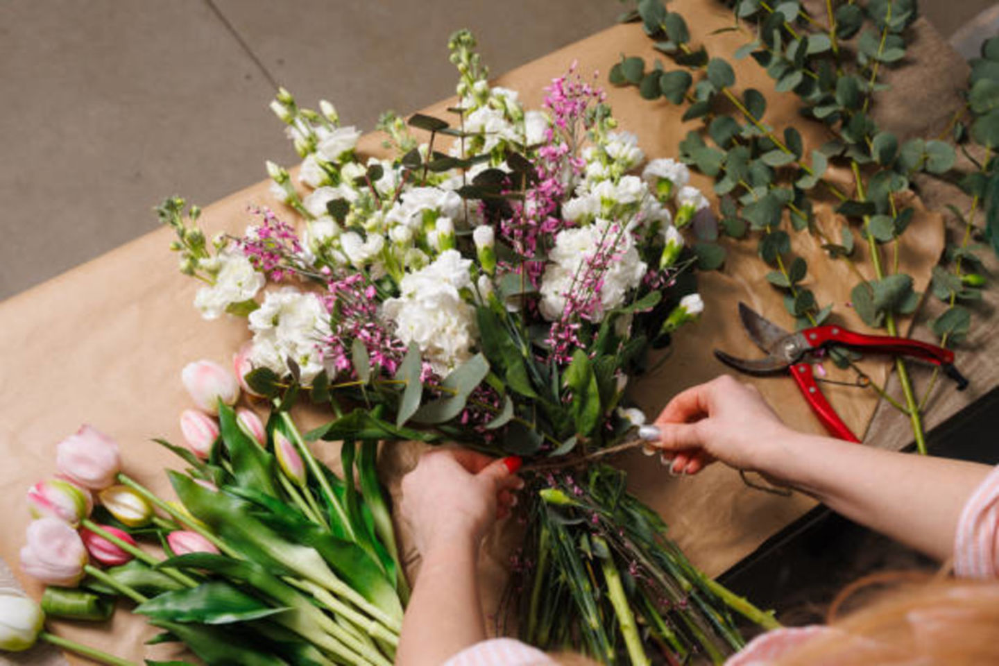 HiDubai-business-daffodils-flowers-plants-animals-pets-plants-plants-gardening-stores-dubai-world-trade-centre-trade-centre-2-dubai