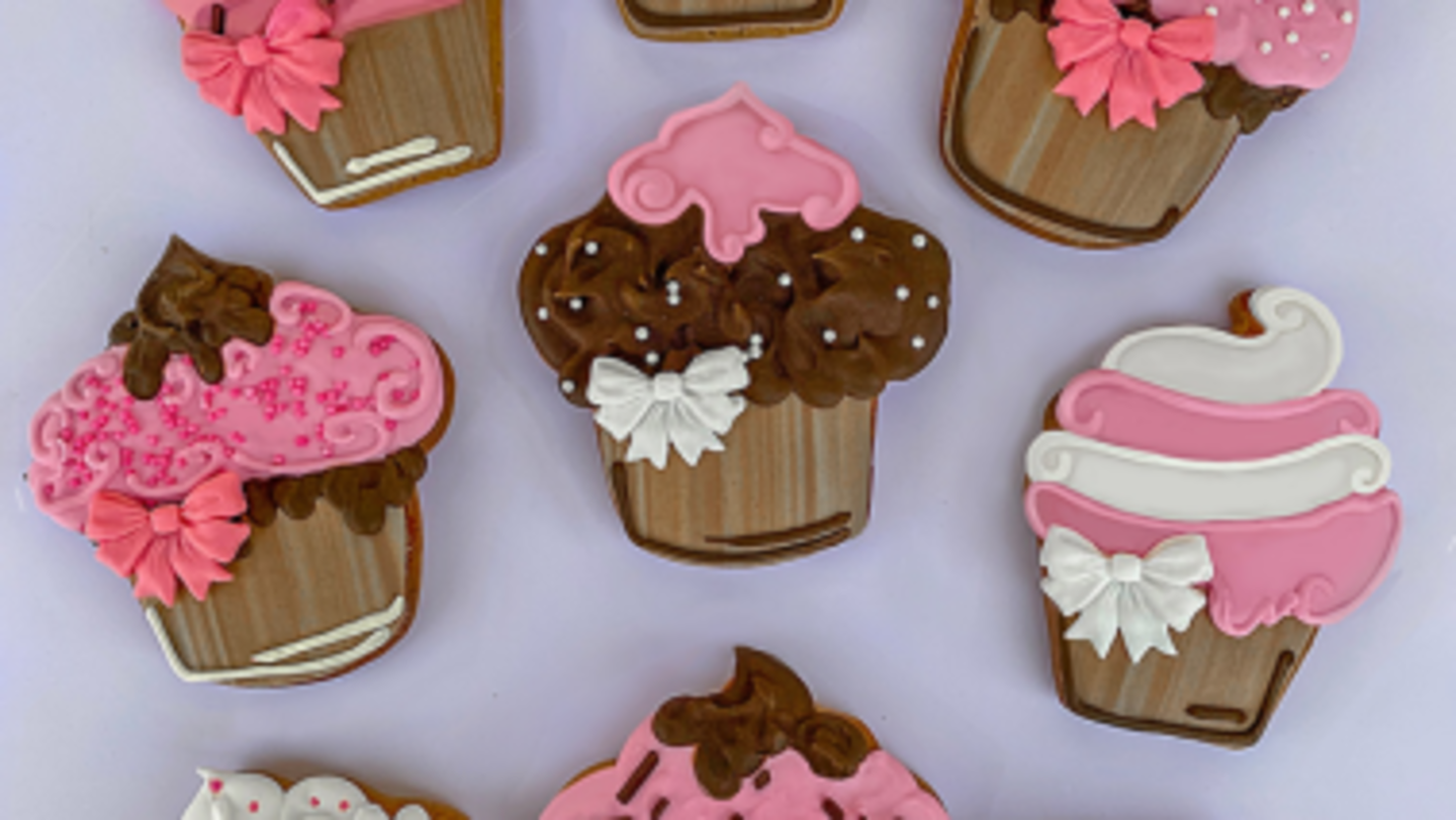 HiDubai-business-broadway-bakery-food-beverage-bakeries-desserts-sweets-jebel-ali-industrial-1-dubai