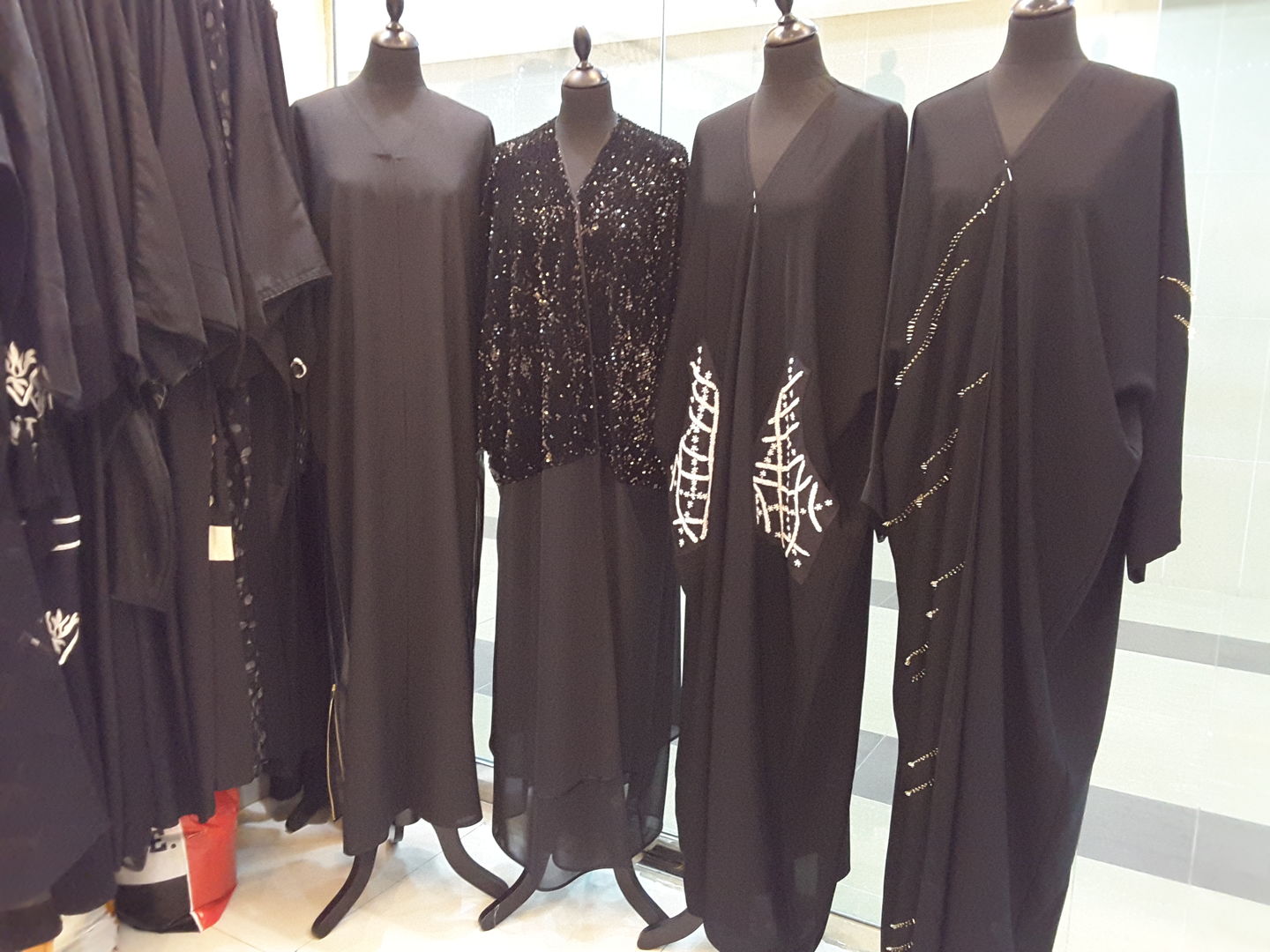 HiDubai-business-angel-house-abaya-shaila-shopping-apparel-mirdif-dubai-2