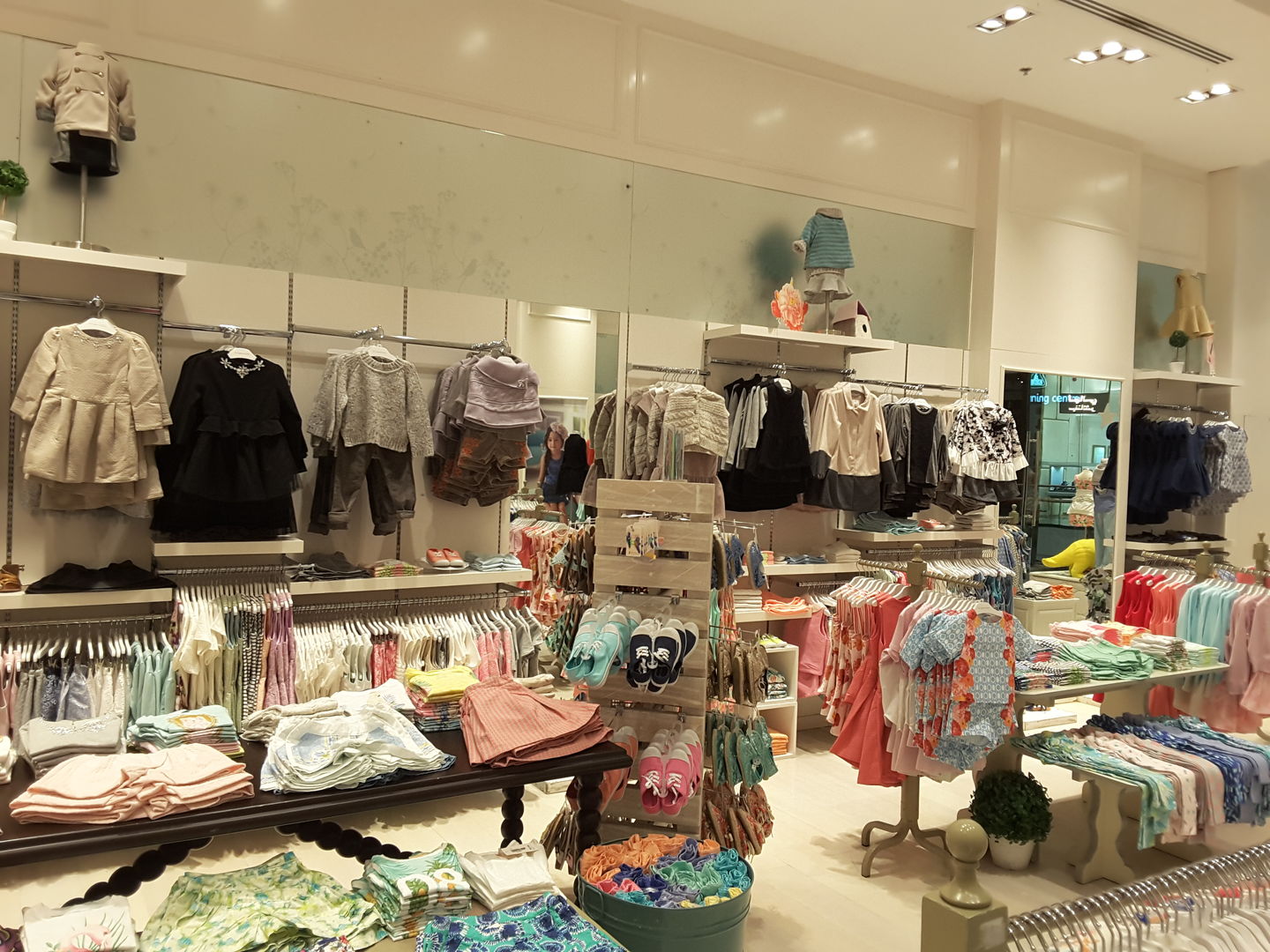 HiDubai-business-ginger-snaps-shopping-apparel-mirdif-dubai-2