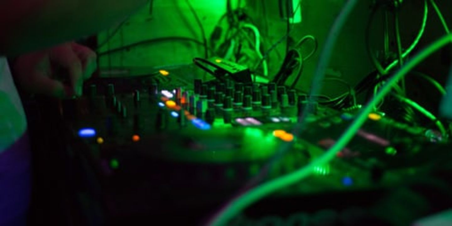 HiDubai-business-jav-technical-services-home-handyman-maintenance-services-dubai-airport-free-zone-dubai-international-airport-dubai