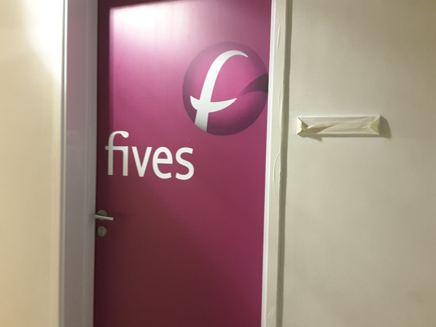 HiDubai-business-fives-b2b-services-holding-companies-dubai-media-city-al-sufouh-2-dubai-2