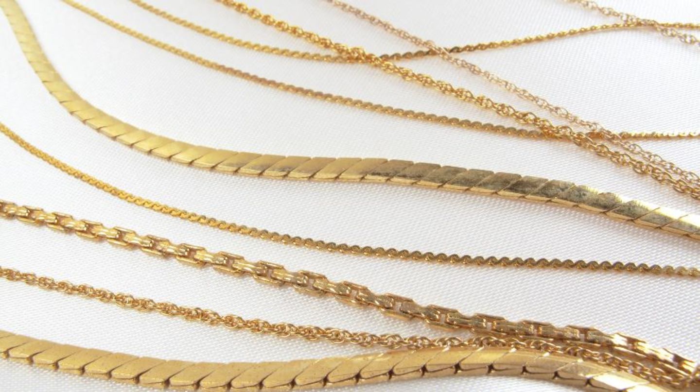 HiDubai-business-nadir-falak-jewellery-trading-shopping-jewellery-precious-stones-al-buteen-dubai