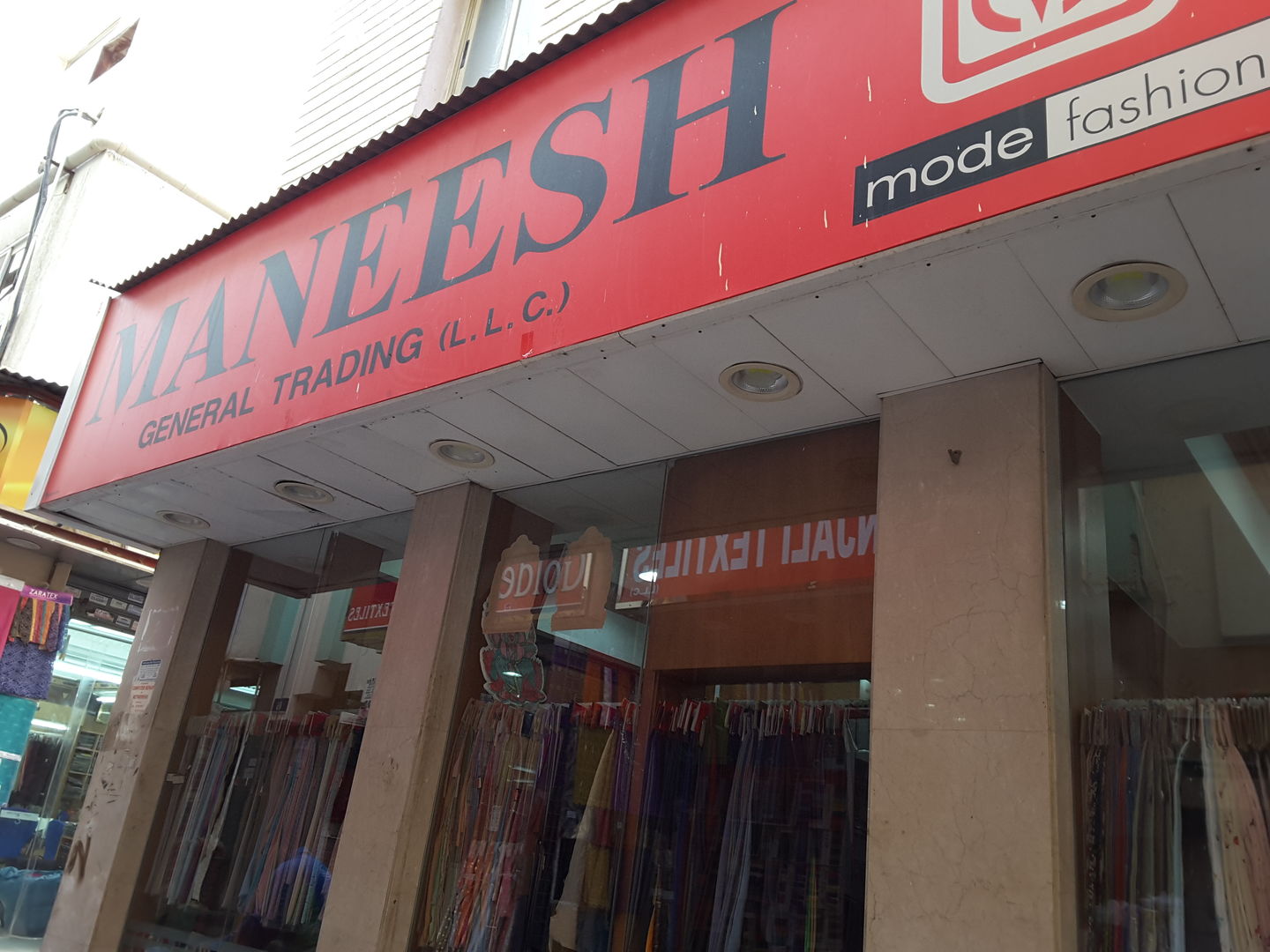 HiDubai-business-maneesh-general-trading-b2b-services-distributors-wholesalers-al-sabkha-dubai-2