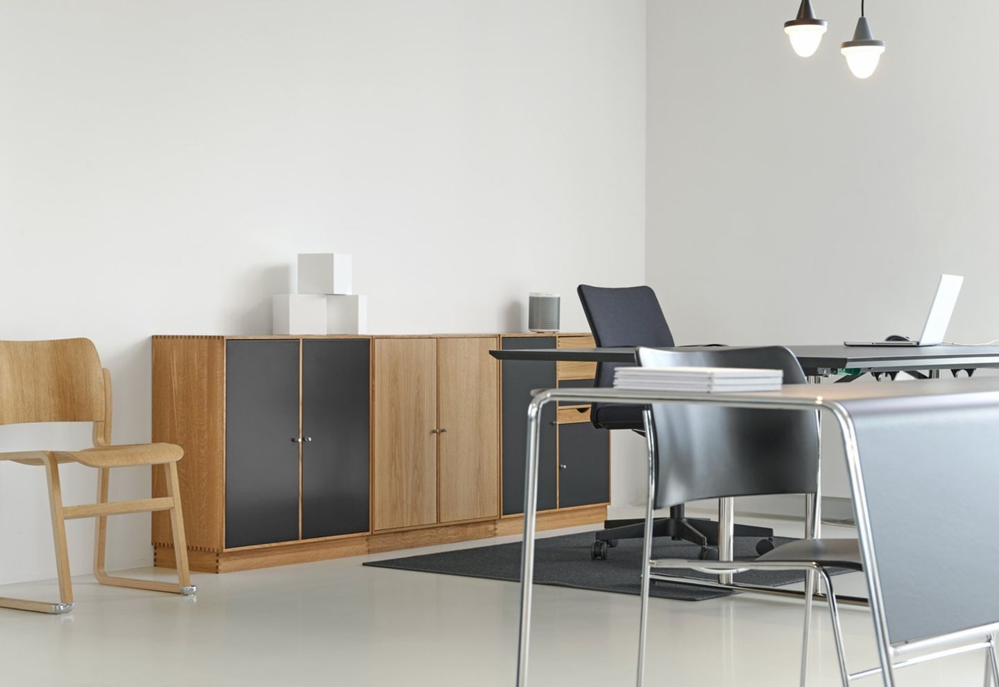 HiDubai-business-royal-trust-furniture-shopping-furniture-decor-al-murar-dubai
