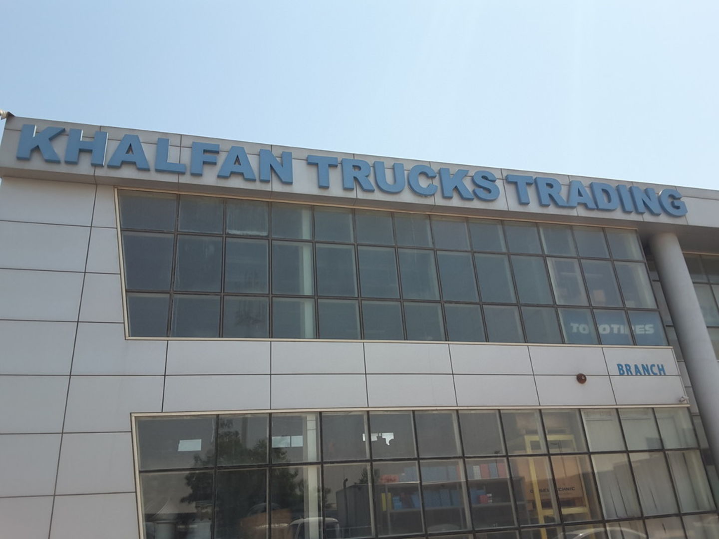 HiDubai-business-khalfan-trucks-trading-transport-vehicle-services-heavy-vehicles-sales-services-ras-al-khor-industrial-1-dubai-2