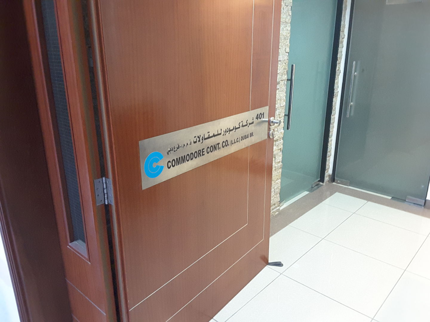 HiDubai-business-commodore-contracting-construction-heavy-industries-construction-renovation-al-karama-dubai-2