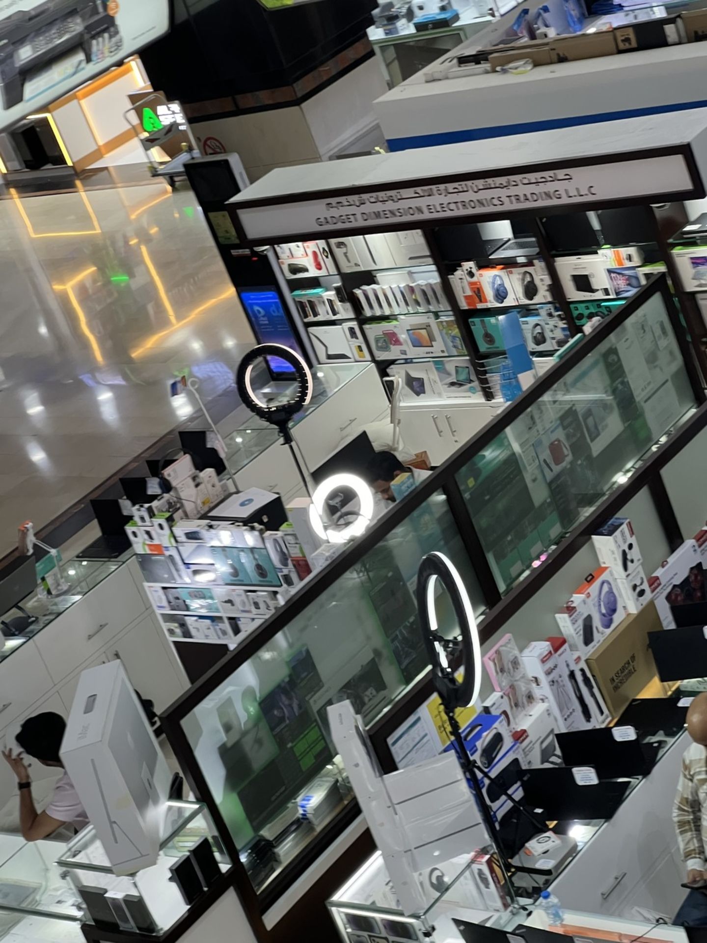 HiDubai-business-gadget-dimension-electronics-trading-shopping-consumer-electronics-mankhool-dubai