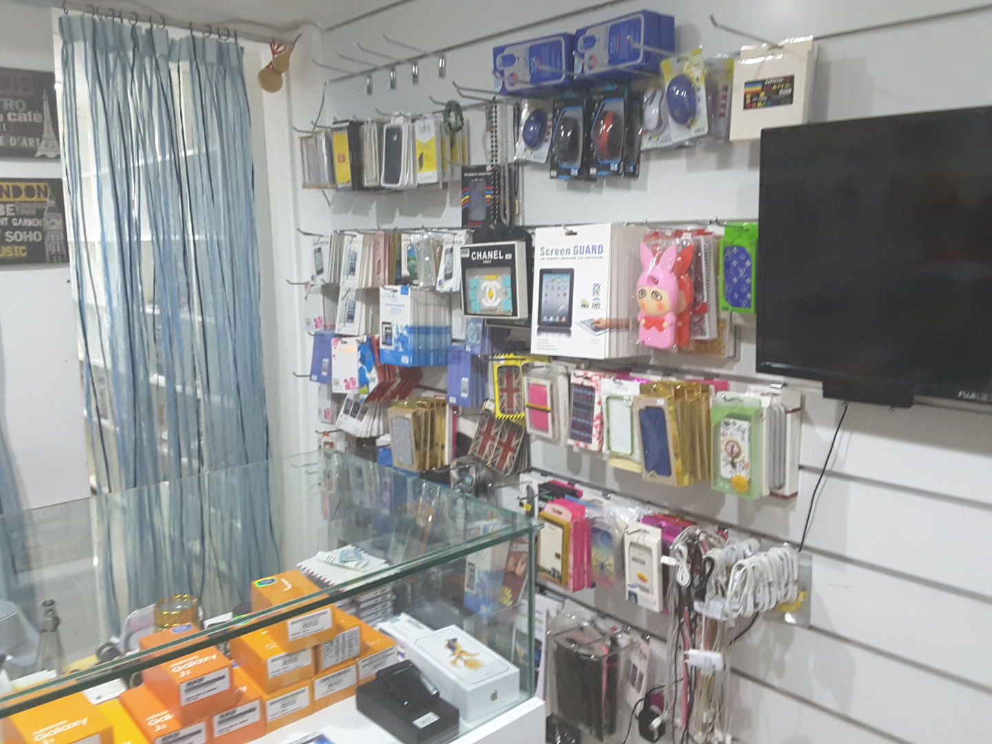 HiDubai-business-wanxia-xu-mobile-phones-trading-shopping-consumer-electronics-al-rigga-dubai