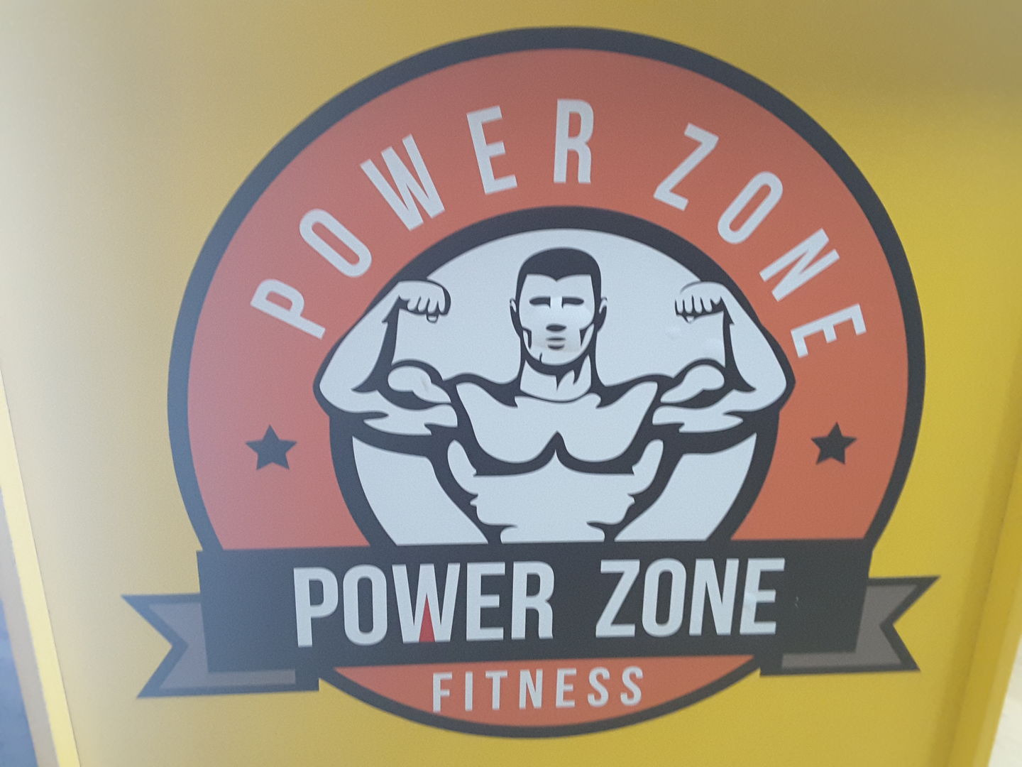HiDubai-business-power-zone-fitness-sports-fitness-gyms-fitness-centres-pools-al-muraqqabat-dubai-2