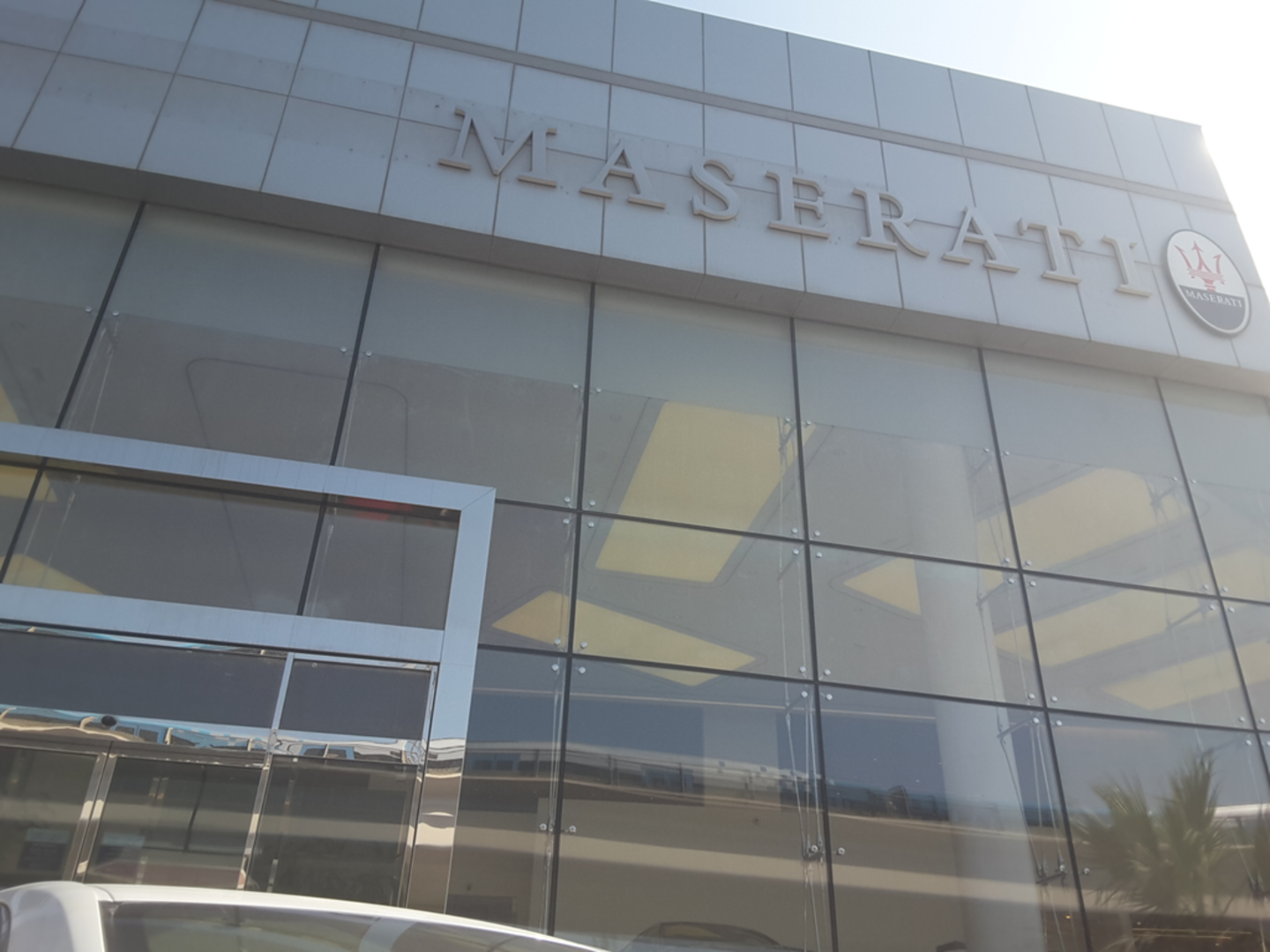 HiDubai-business-maserati-service-centre-transport-vehicle-services-car-showrooms-service-centres-al-quoz-industrial-1-dubai-2