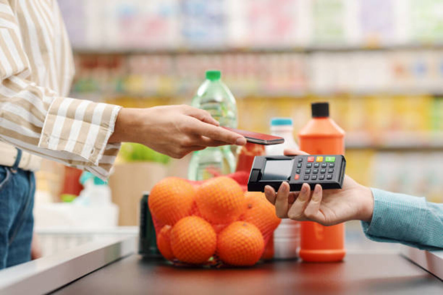 HiDubai-business-al-hunoof-grocery-shopping-supermarkets-hypermarkets-grocery-stores-al-mizhar-1-dubai-2