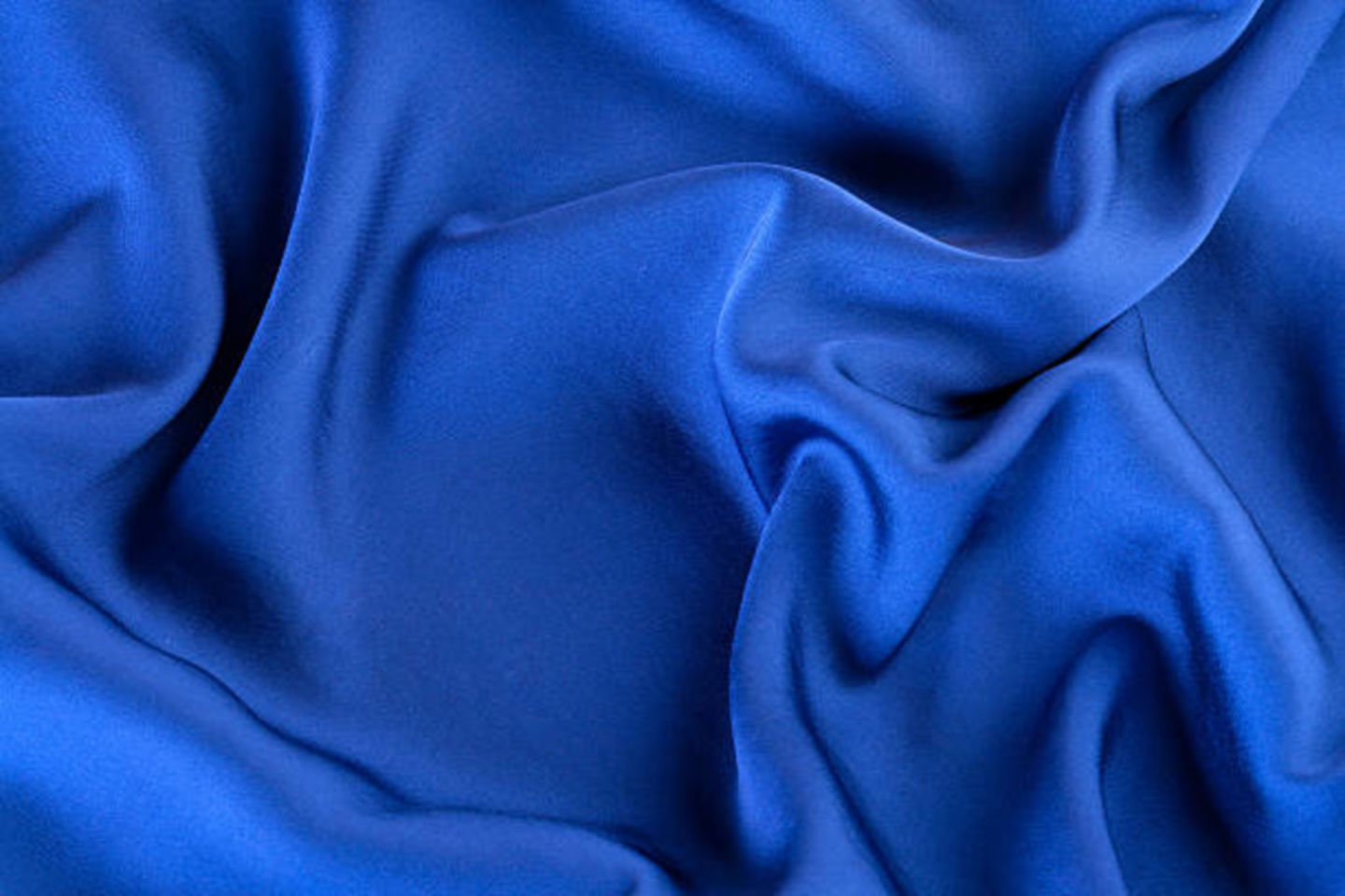 HiDubai-business-super-moon-textile-trading-shopping-apparel-al-fahidi-al-souq-al-kabeer-dubai