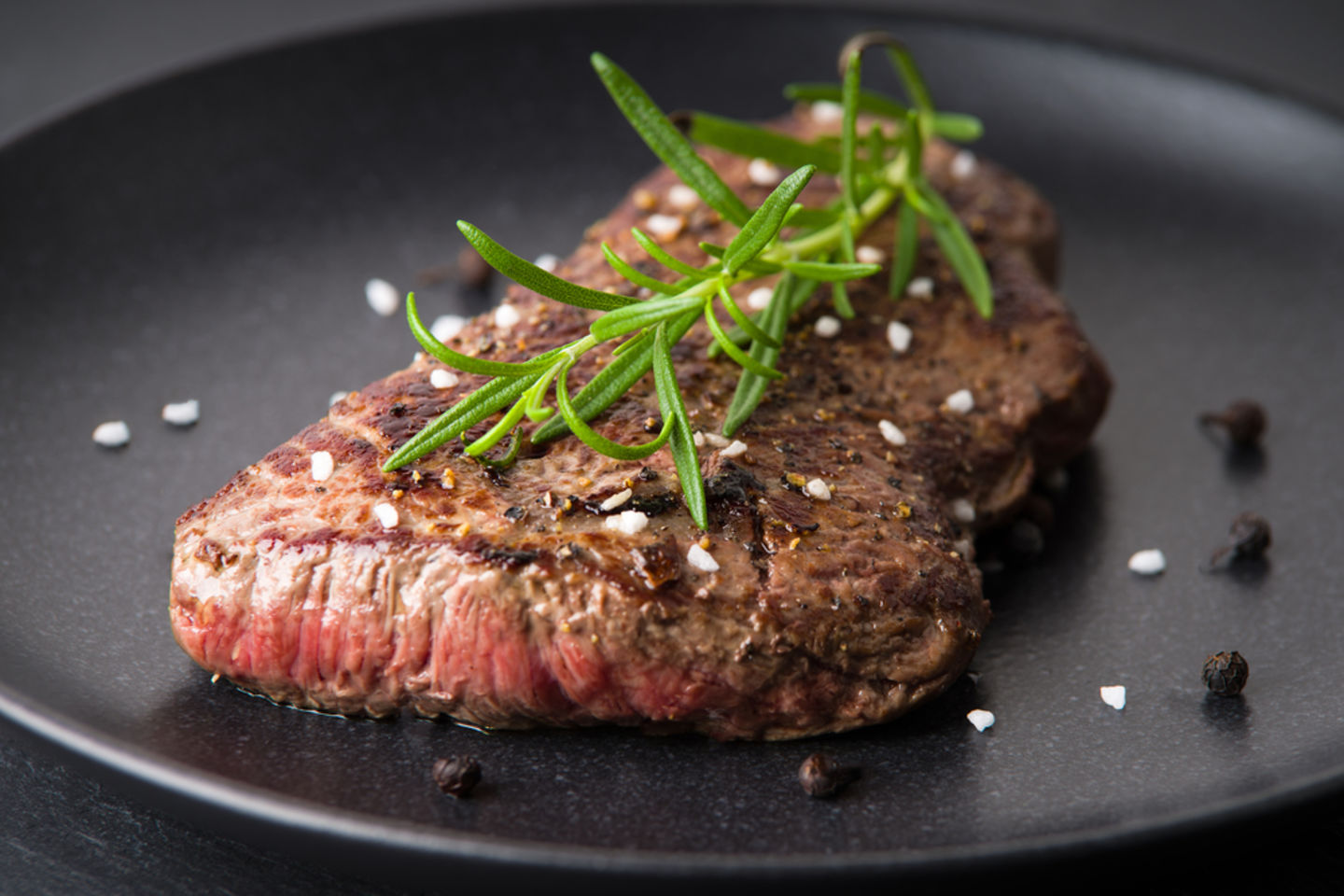 HiDubai-business-the-blacksmith-bar-eatery-food-beverage-restaurants-bars-dubai-marina-marsa-dubai-dubai