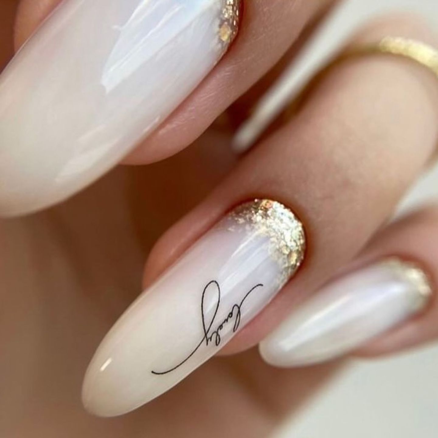 HiDubai-business-foxy-lane-nail-studio-beauty-wellness-health-beauty-salons-umm-al-sheif-dubai