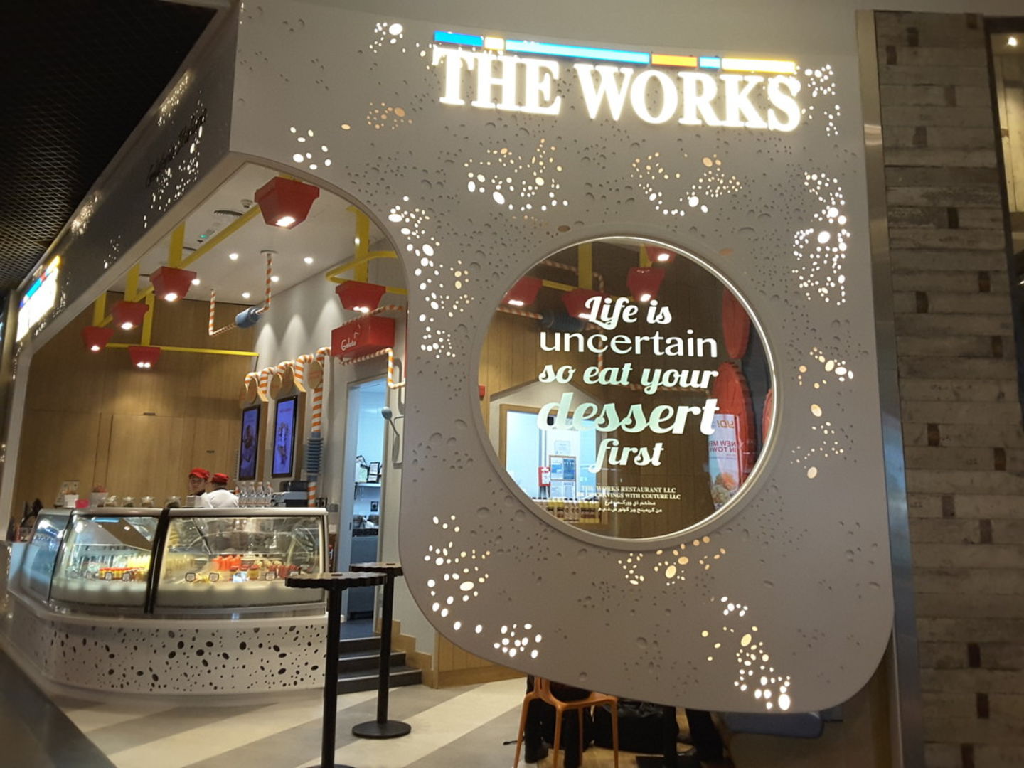 HiDubai-business-the-works-restaurant-food-beverage-bakeries-desserts-sweets-downtown-dubai-dubai-2