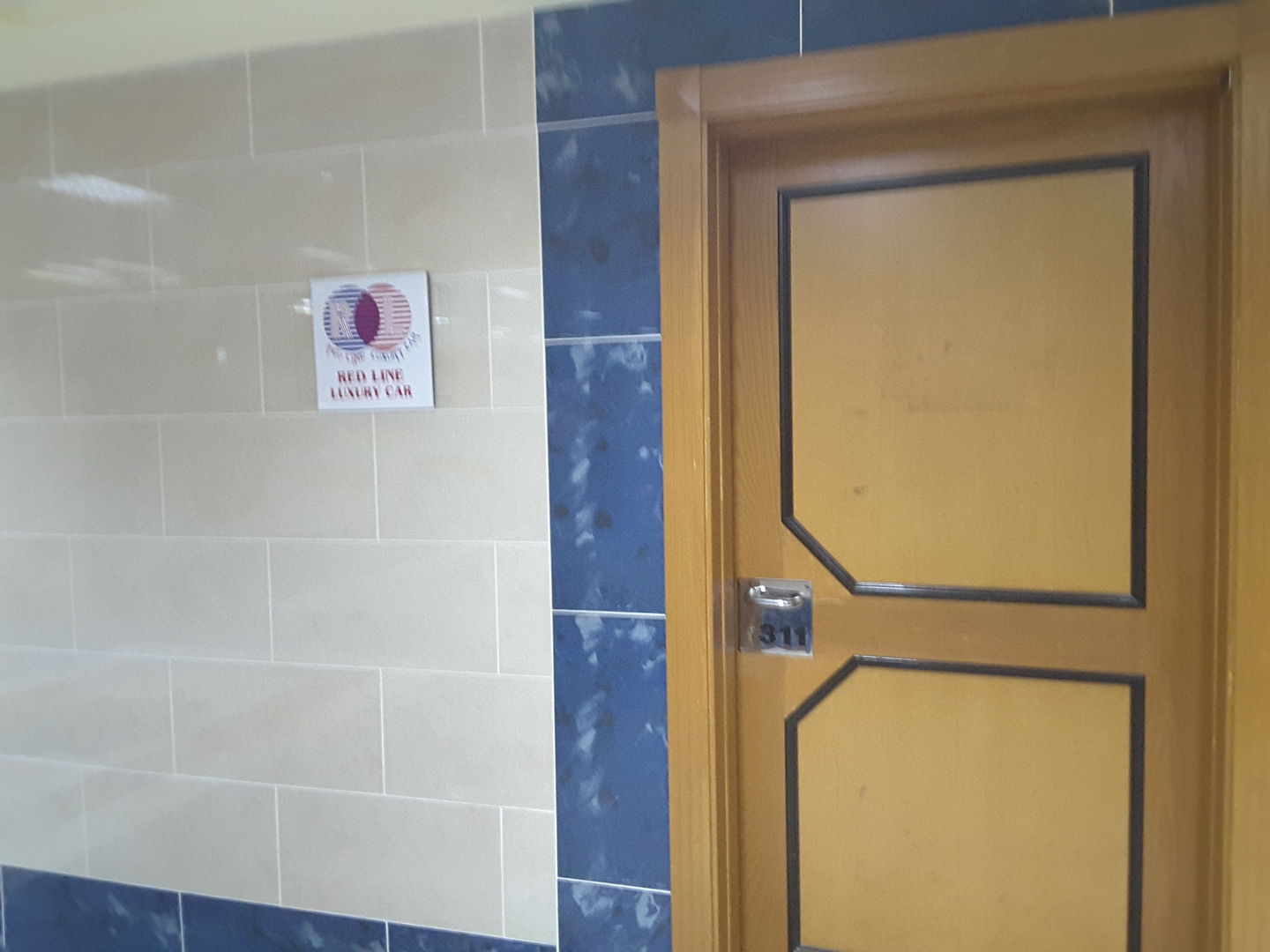 HiDubai-business-red-line-luxury-car-transport-vehicle-services-car-rental-services-al-muteena-dubai-2