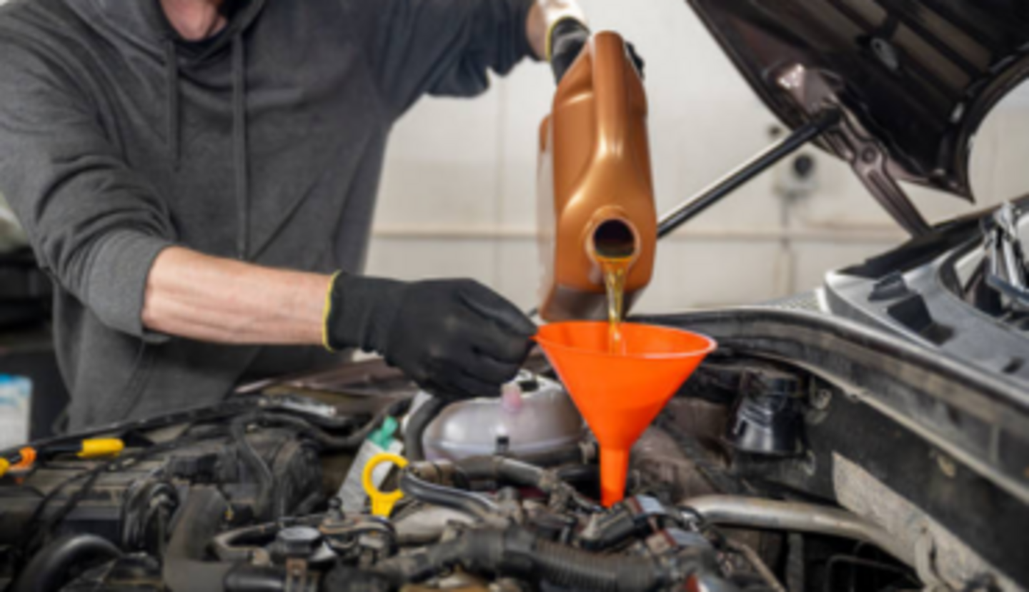 HiDubai-business-royal-customs-auto-accessories-fitting-transport-vehicle-services-auto-spare-parts-accessories-al-quoz-industrial-3-dubai-2