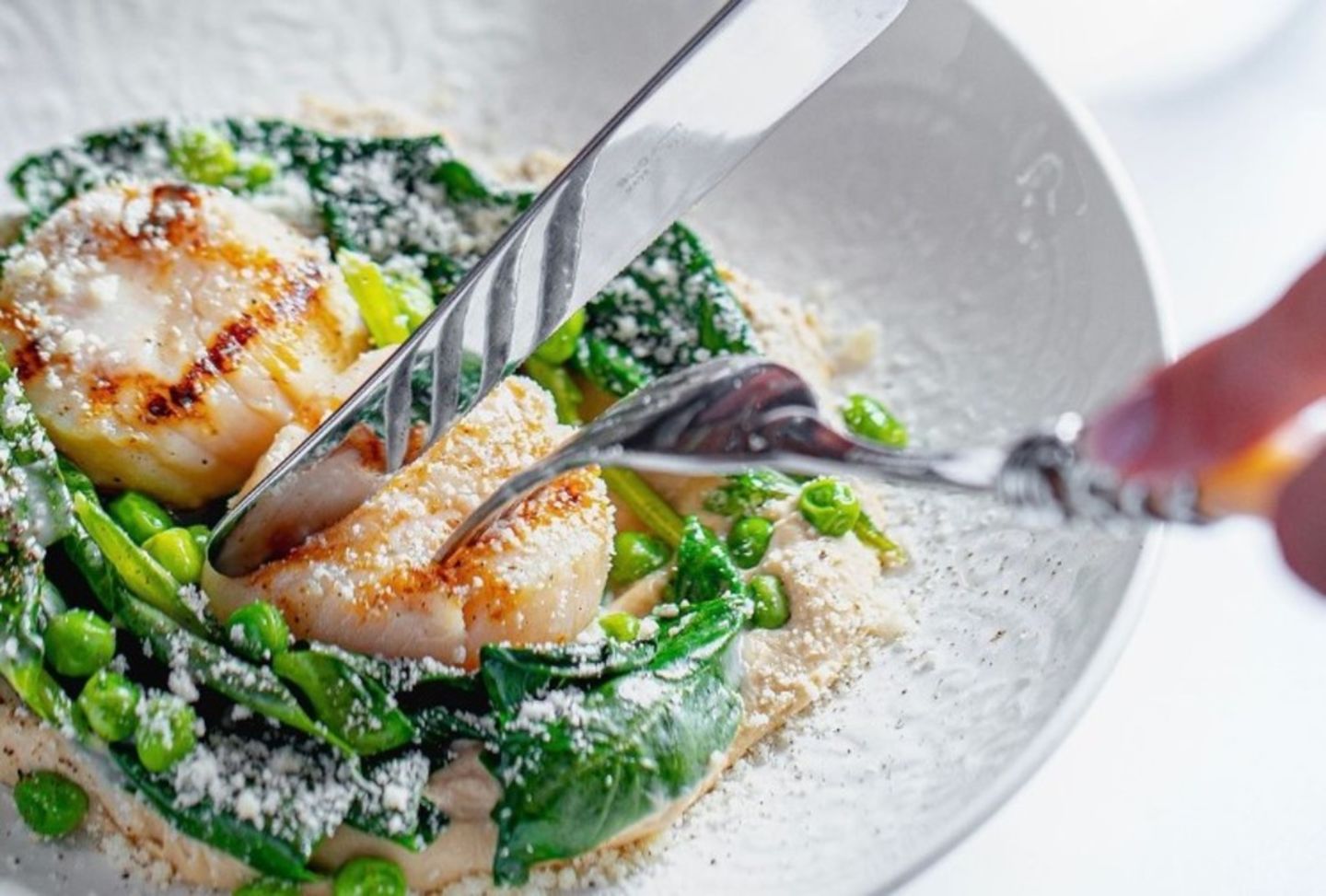 HiDubai-business-loona-restaurant-food-beverage-restaurants-bars-burj-khalifa-dubai