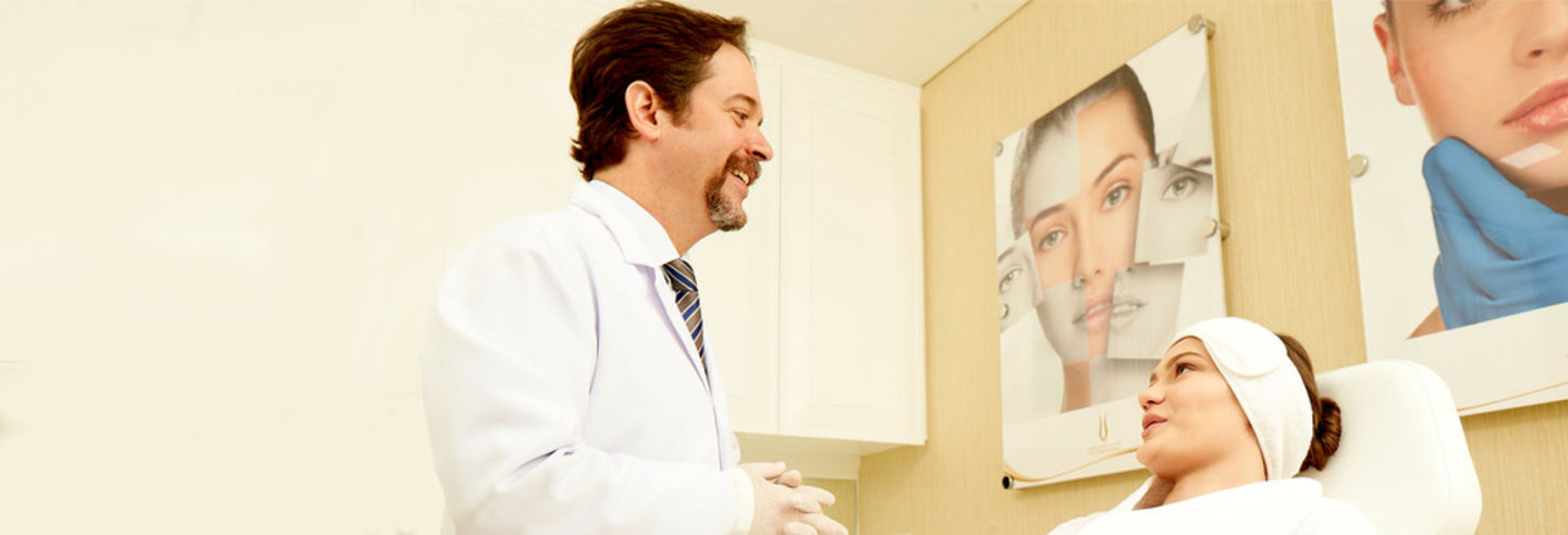 HiDubai-business-junqueira-medical-clinic-beauty-wellness-health-specialty-clinics-al-wasl-dubai