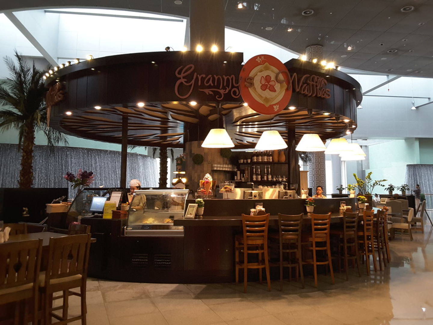 HiDubai-business-grannys-waffles-food-beverage-restaurants-bars-downtown-dubai-dubai-3