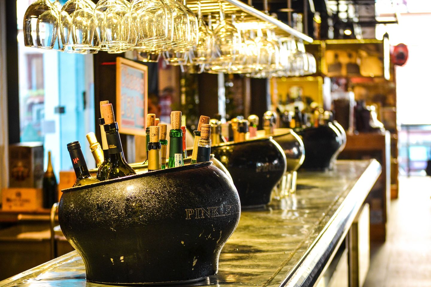 HiDubai-business-mcgettigans-irish-pub-food-beverage-restaurants-bars-dubai-marina-marsa-dubai-dubai
