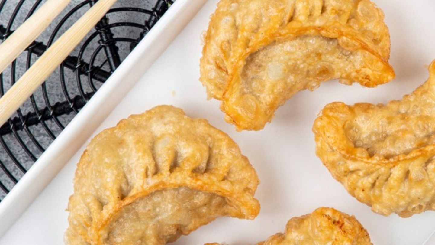 HiDubai-business-momo-restaurant-cafeteria-food-beverage-restaurants-bars-al-satwa-dubai-3