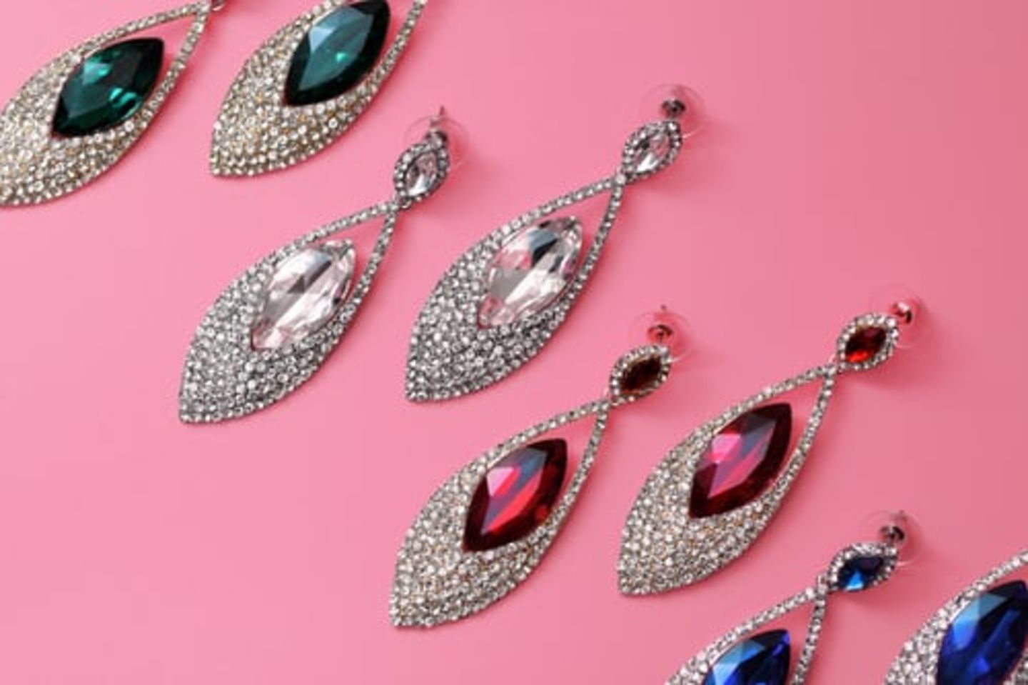 HiDubai-business-al-wisam-al-thahabi-jewellery-shopping-jewellery-precious-stones-al-rashidiya-dubai