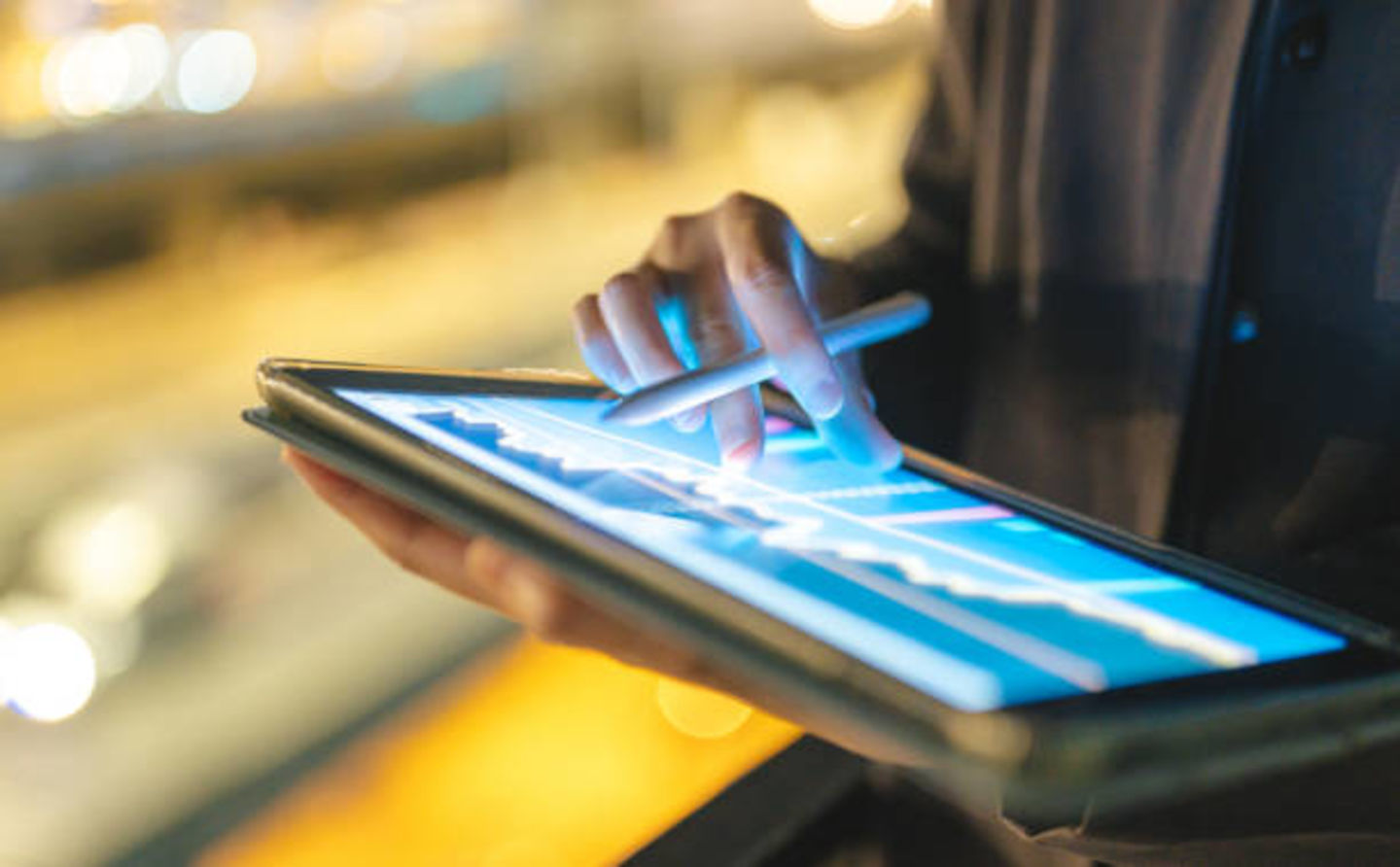 HiDubai-business-fiona-information-technology-new-economy-tech-mankhool-dubai