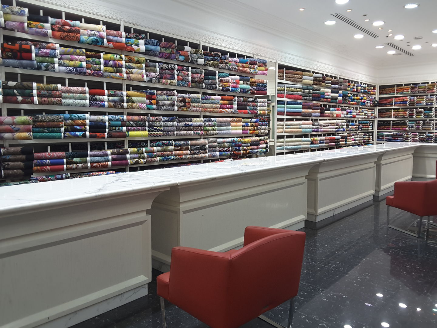 HiDubai-business-damas-textile-shopping-apparel-al-rigga-dubai-2