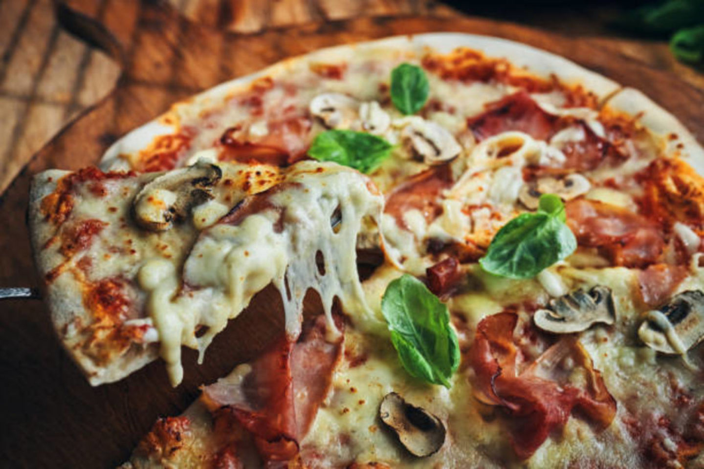 HiDubai-business-pizza-hut-food-beverage-restaurants-bars-al-mizhar-1-dubai