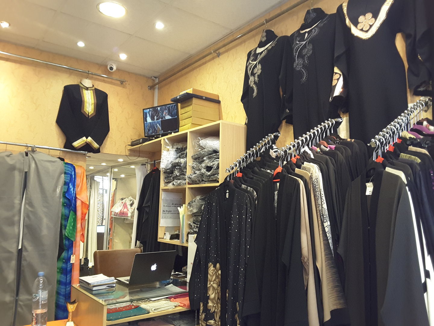 HiDubai-business-nabil-sajwani-trading-shopping-apparel-meena-bazar-al-souq-al-kabeer-dubai-2