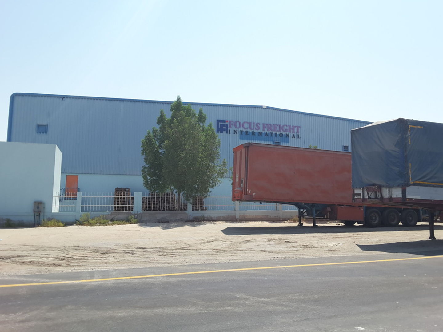 HiDubai-business-focus-freight-international-shipping-logistics-air-cargo-services-jebel-ali-industrial-2-dubai-2