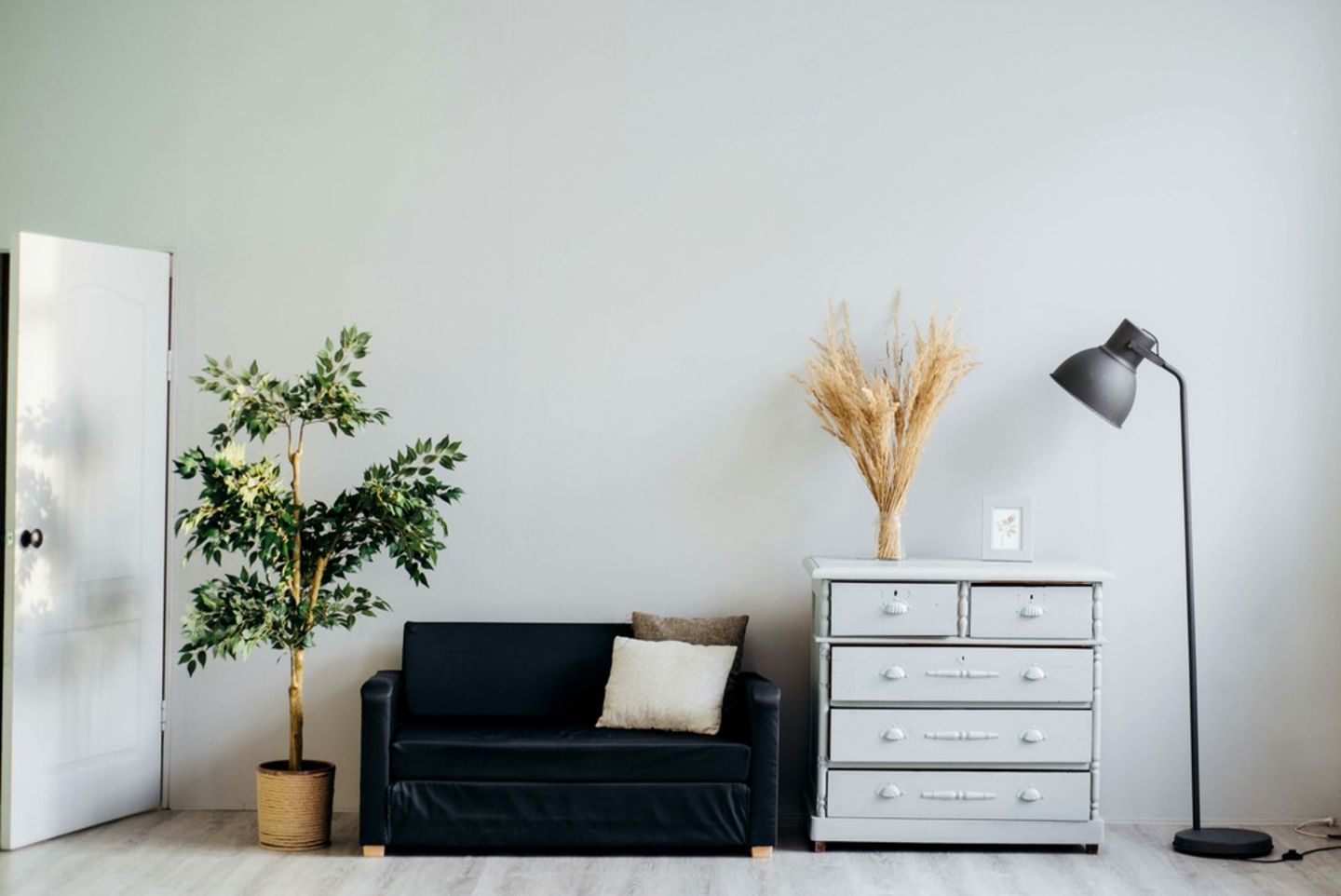 HiDubai-business-modern-wardrobe-home-furniture-trading-shopping-furniture-decor-al-quoz-industrial-3-dubai