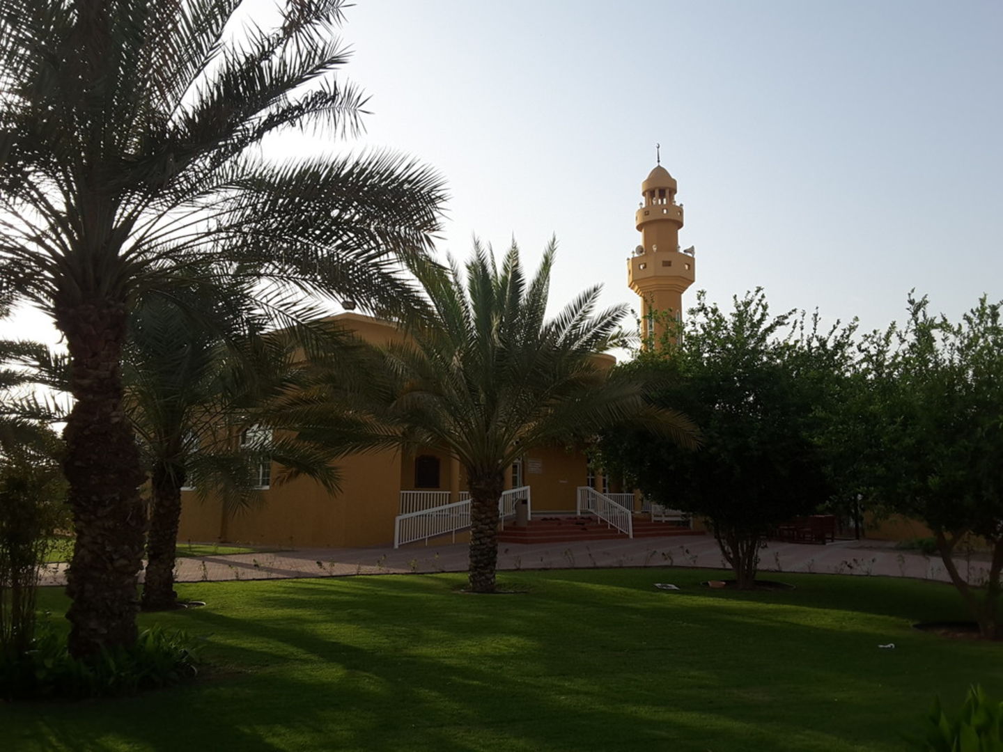 HiDubai-business-masjid-reyad-al-saleheen-others-religious-centres-nad-al-hammar-dubai-2