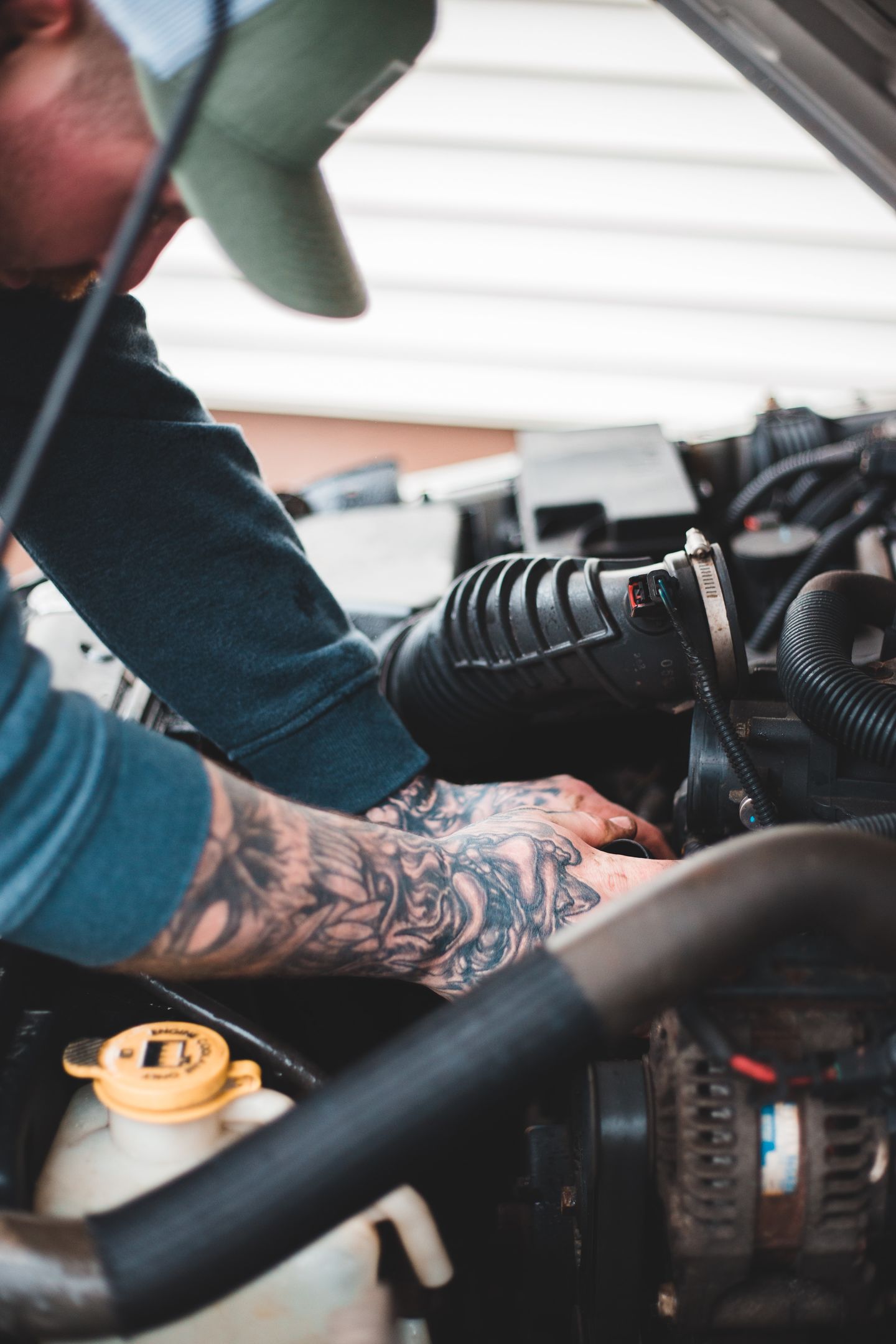 HiDubai-business-sky-team-garage-transport-vehicle-services-car-assistance-repair-ras-al-khor-industrial-1-dubai