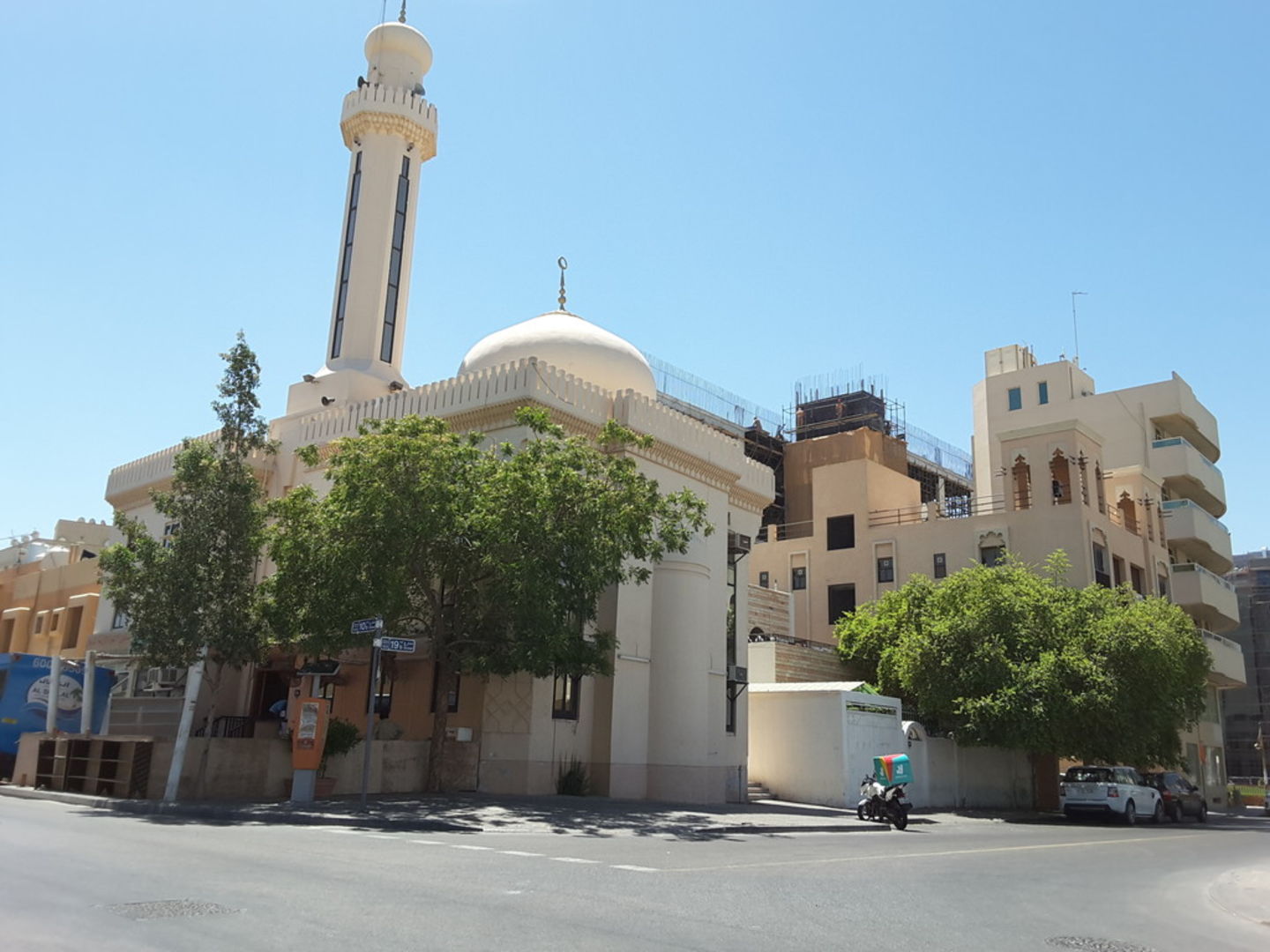 HiDubai-business-masjid-quba-others-religious-centres-al-muteena-dubai-2