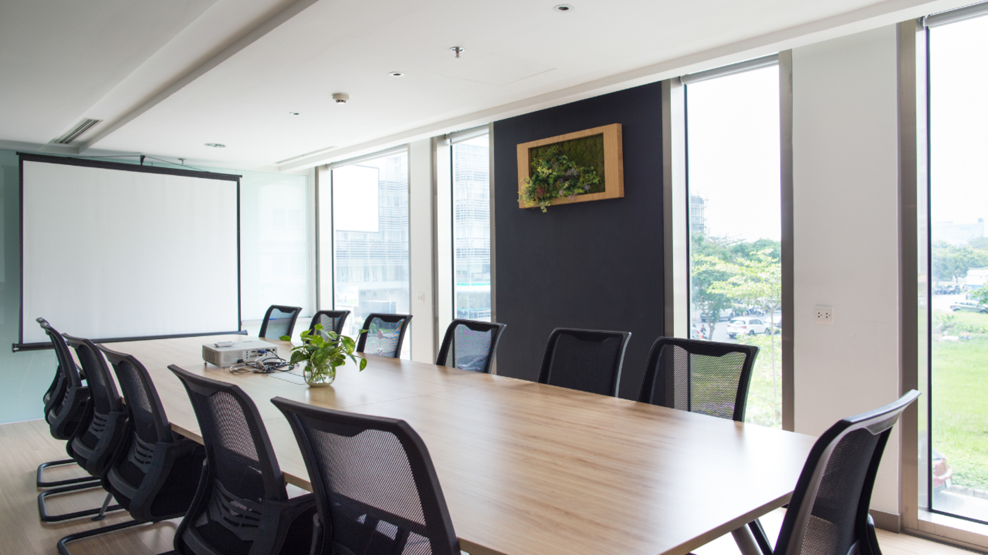 HiDubai-business-gazelle-meeting-room-b2b-services-business-incubators-and-co-working-spaces-al-garhoud-dubai-1
