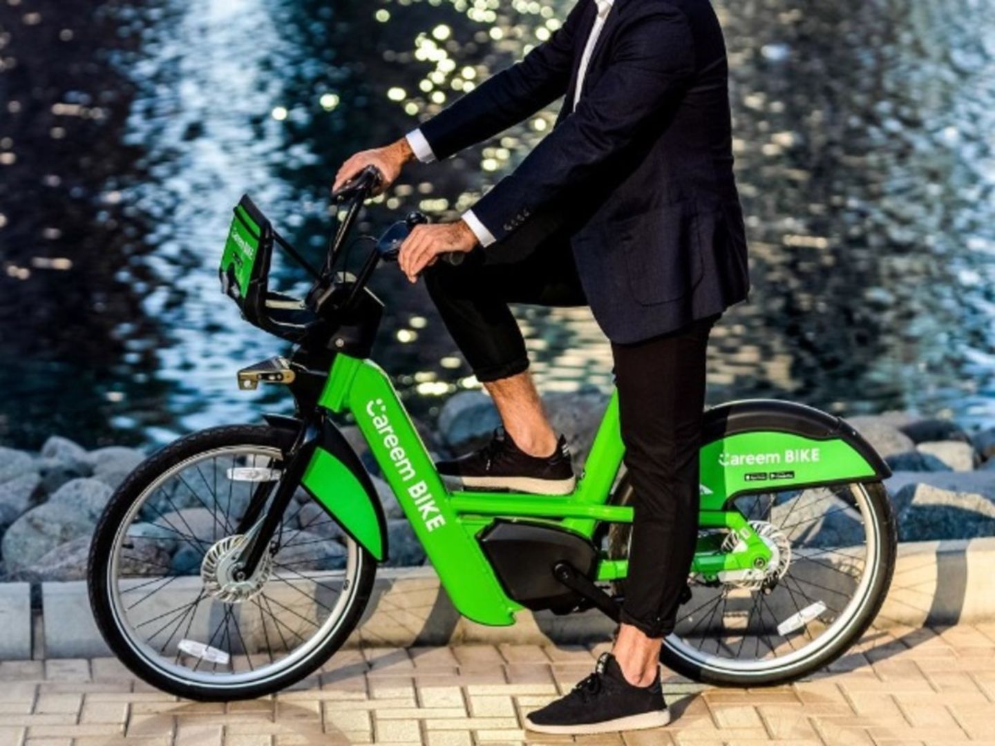 HiDubai-business-careem-bikes-transport-vehicle-services-bicycles-rentals-jumeirah-lake-towers-al-thanyah-5-dubai-11