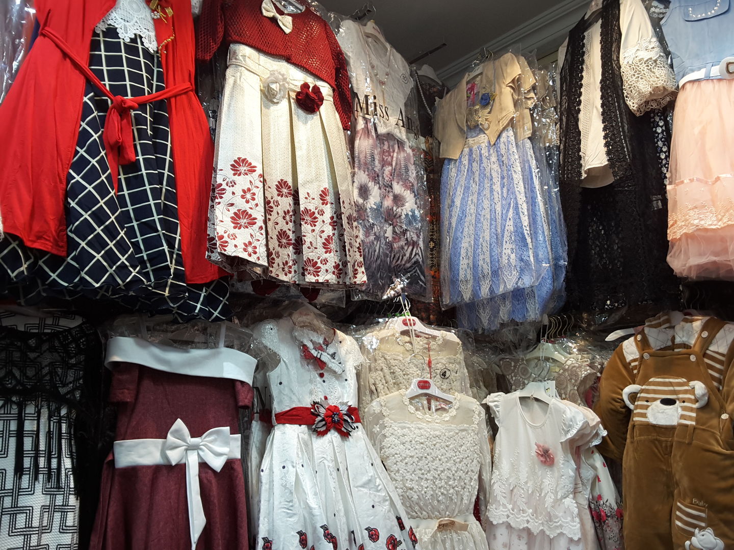 HiDubai-business-ibrahim-qabeel-textiles-shopping-apparel-naif-dubai-2