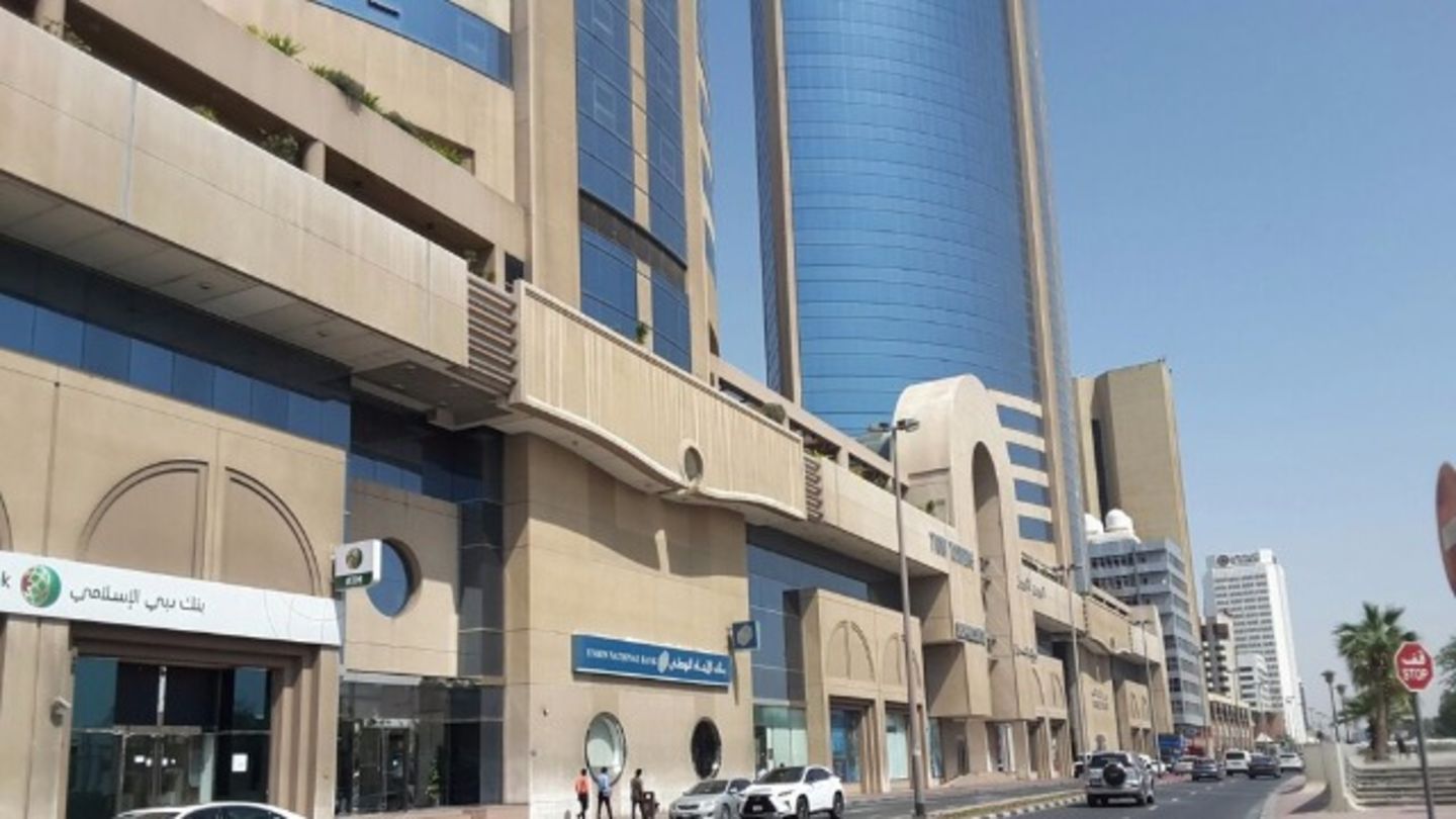 HiDubai-business-al-muqarram-auto-spare-parts-trading-b2b-services-distributors-wholesalers-al-rigga-dubai-2