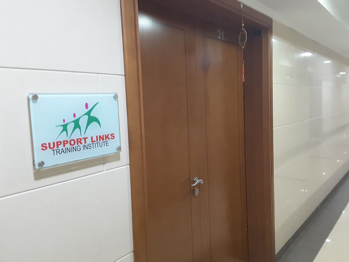 HiDubai-business-support-links-training-institute-education-training-learning-centres-oud-metha-dubai-2