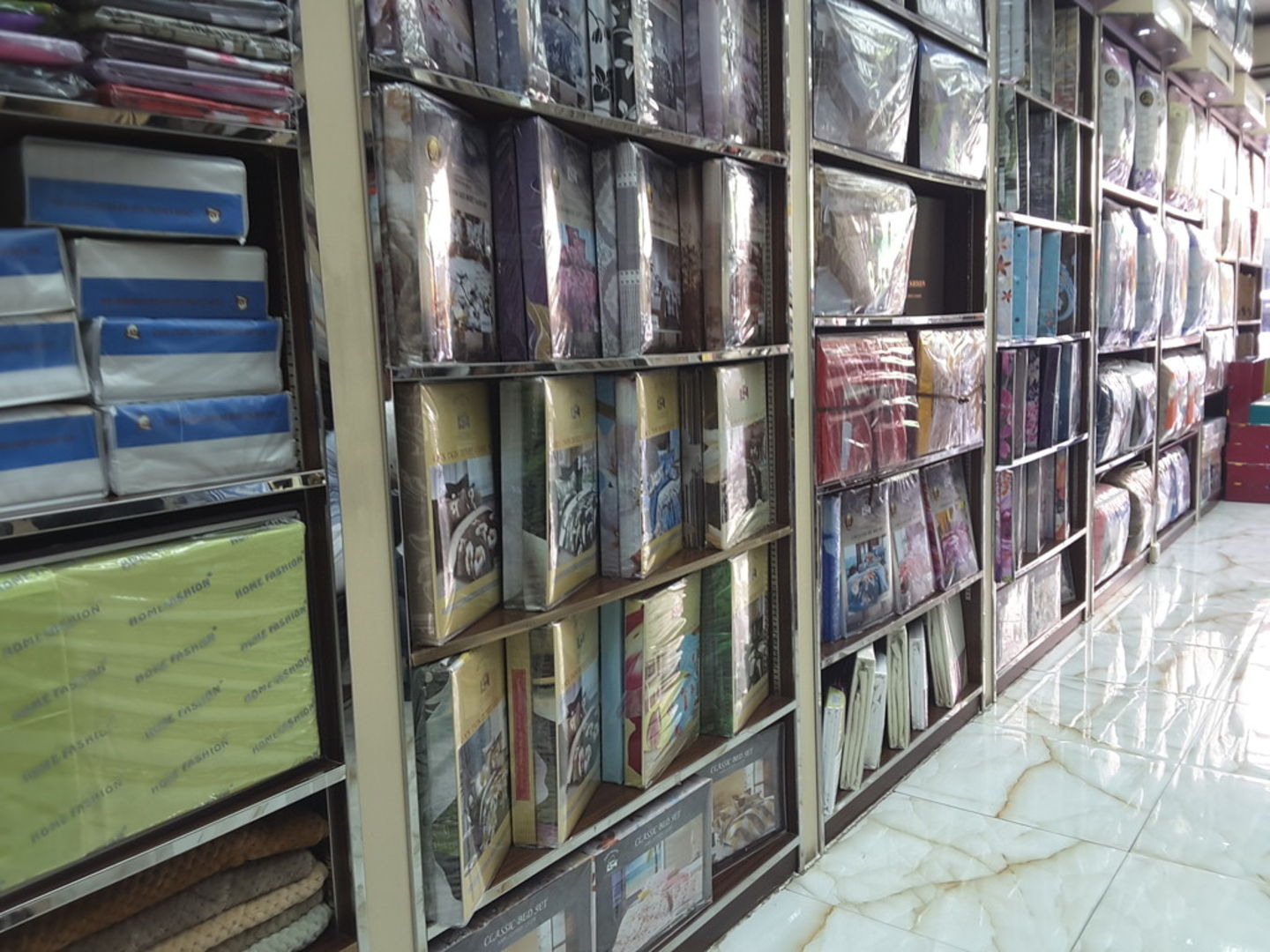 HiDubai-business-home-fashion-al-amiri-linen-trading-b2b-services-distributors-wholesalers-al-buteen-dubai-2