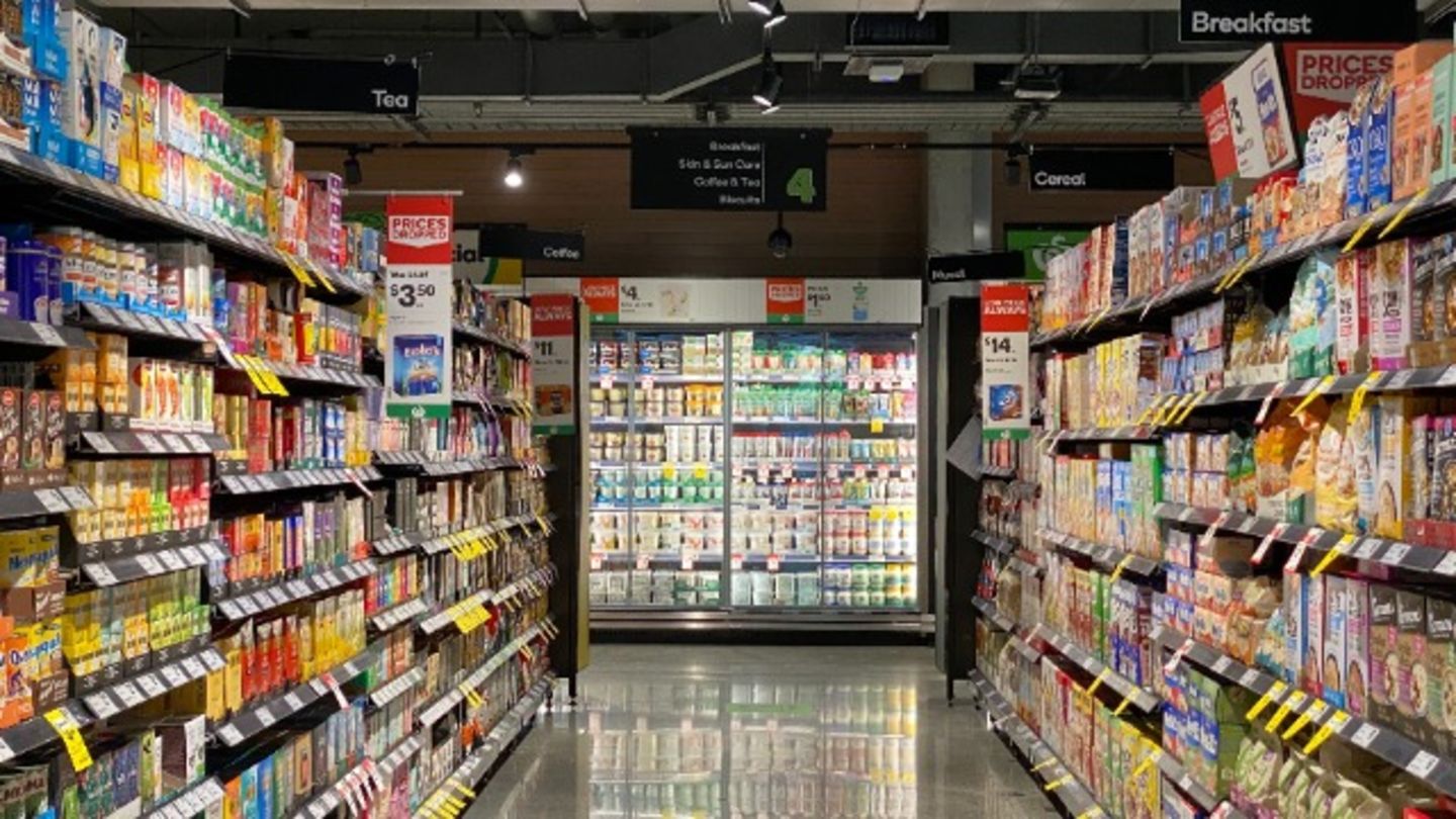 HiDubai-business-ocean-city-general-trading-shopping-supermarkets-hypermarkets-grocery-stores-hor-al-anz-east-dubai
