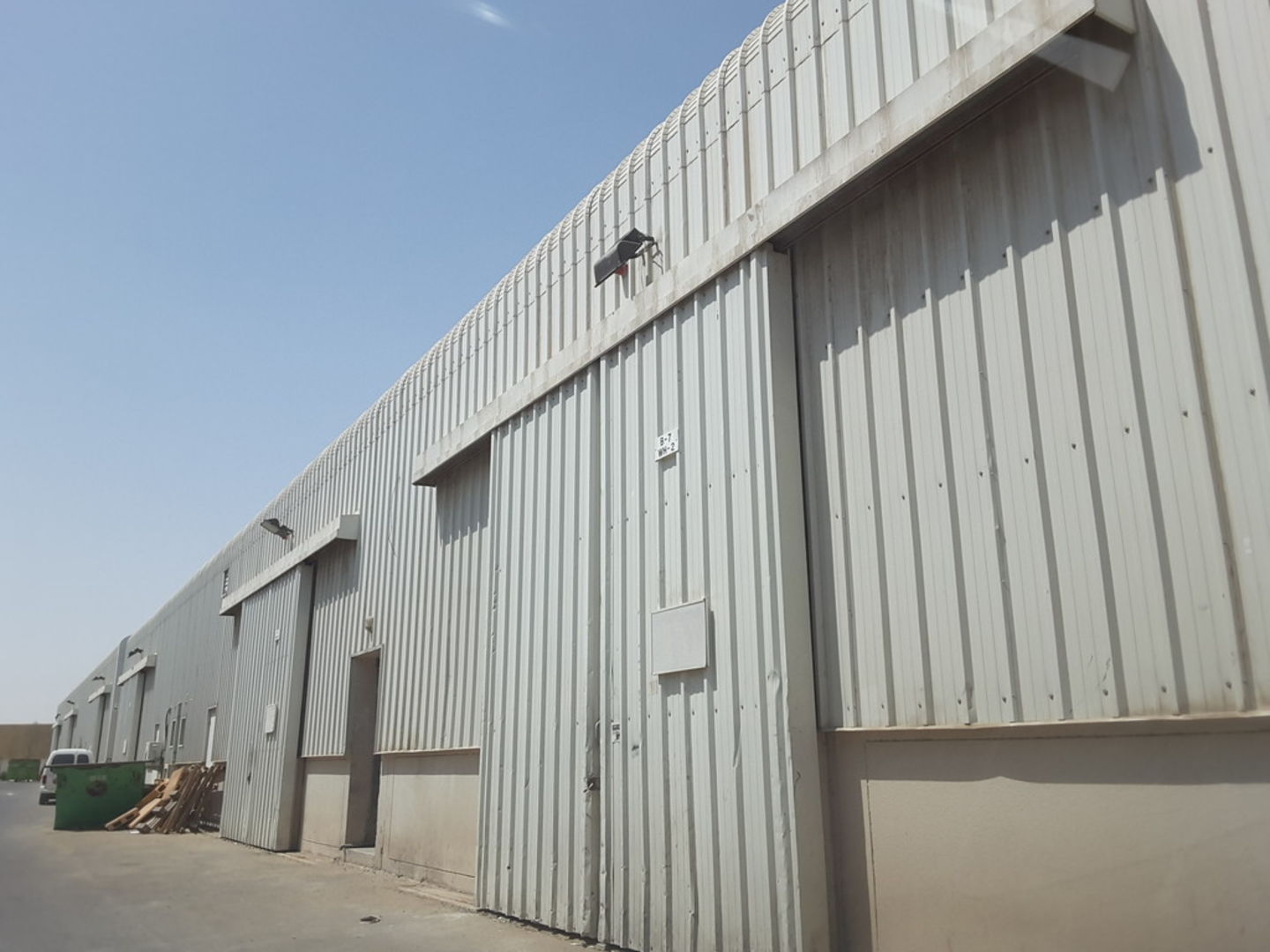HiDubai-business-al-faraena-auto-repairing-garage-transport-vehicle-services-car-assistance-repair-dubai-investment-park-2-dubai-2