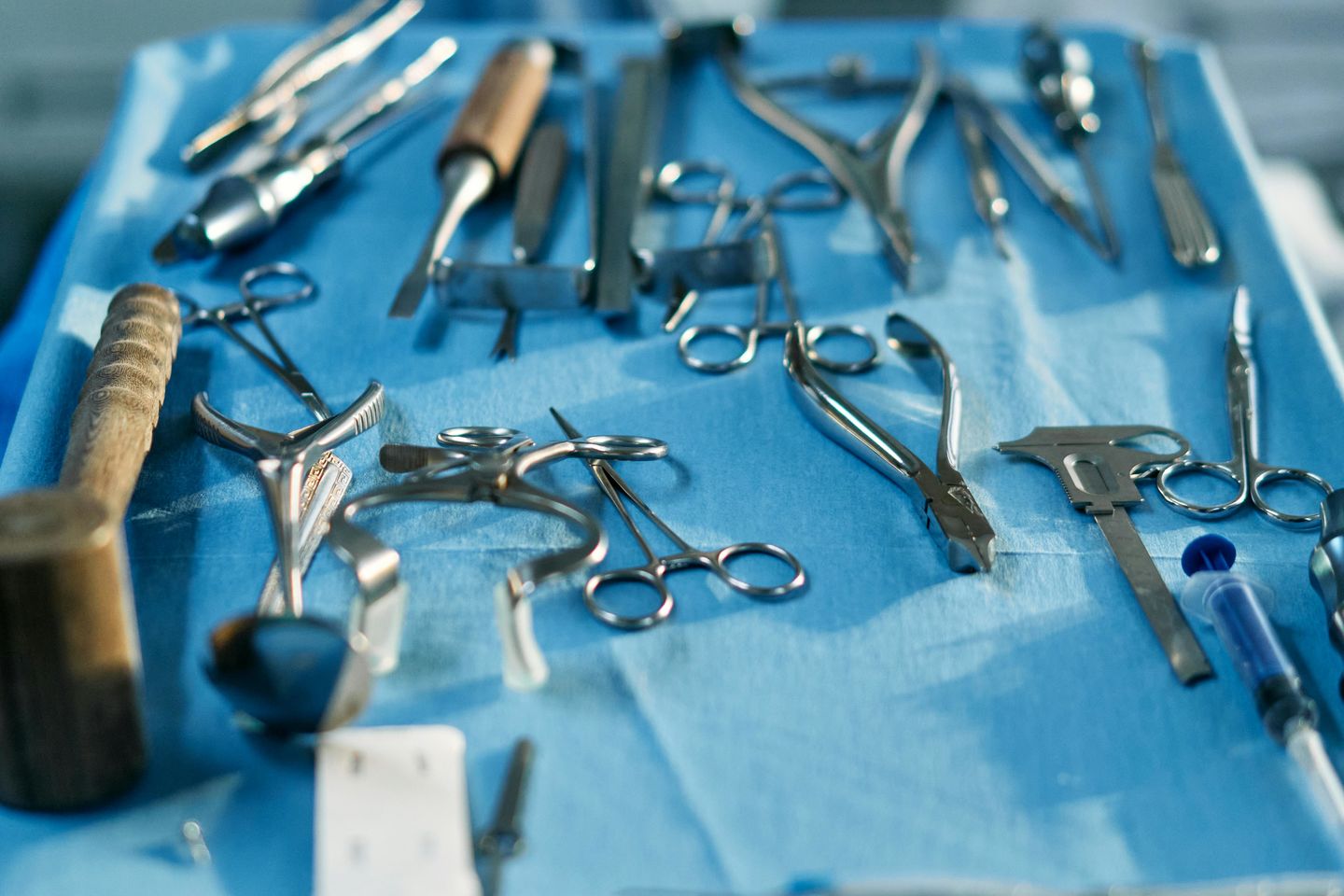 HiDubai-business-advantek-medical-surgical-equipment-instruments-trading-b2b-services-distributors-wholesalers-al-garhoud-dubai