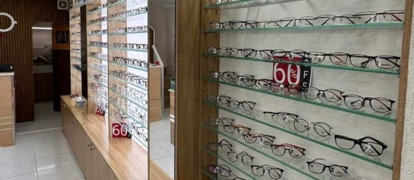 HiDubai-business-one-vision-opticals-shopping-watches-eyewear-al-bada-dubai