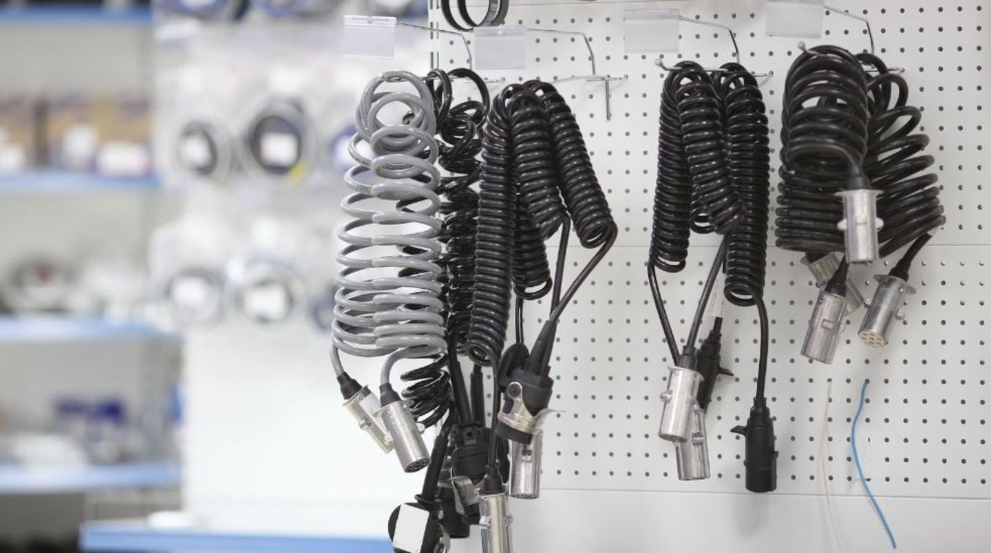 HiDubai-business-city-towers-auto-spare-parts-trading-transport-vehicle-services-auto-spare-parts-accessories-ras-al-khor-industrial-1-dubai