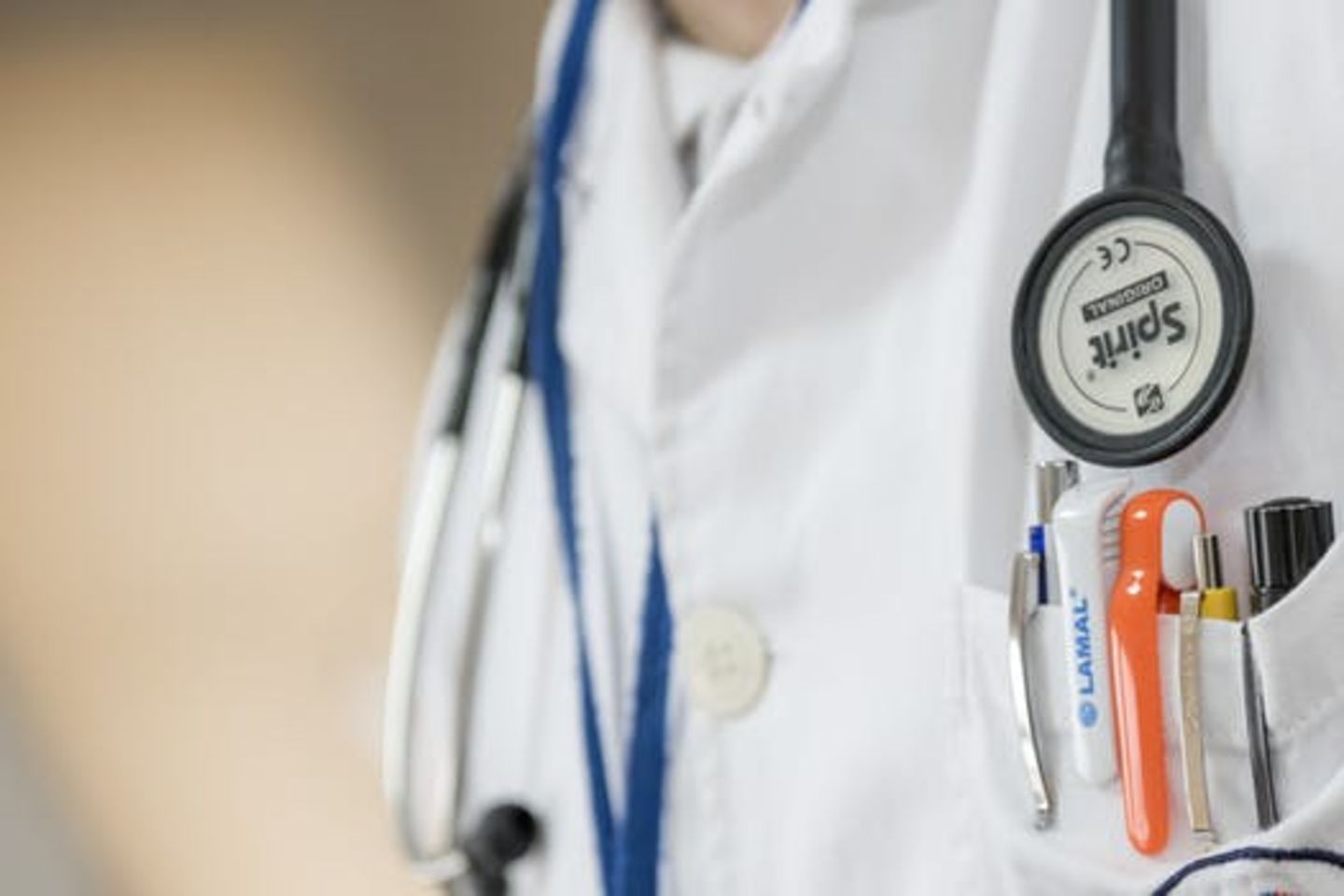 HiDubai-business-kings-college-hospital-london-beauty-wellness-health-specialty-clinics-jumeirah-1-dubai